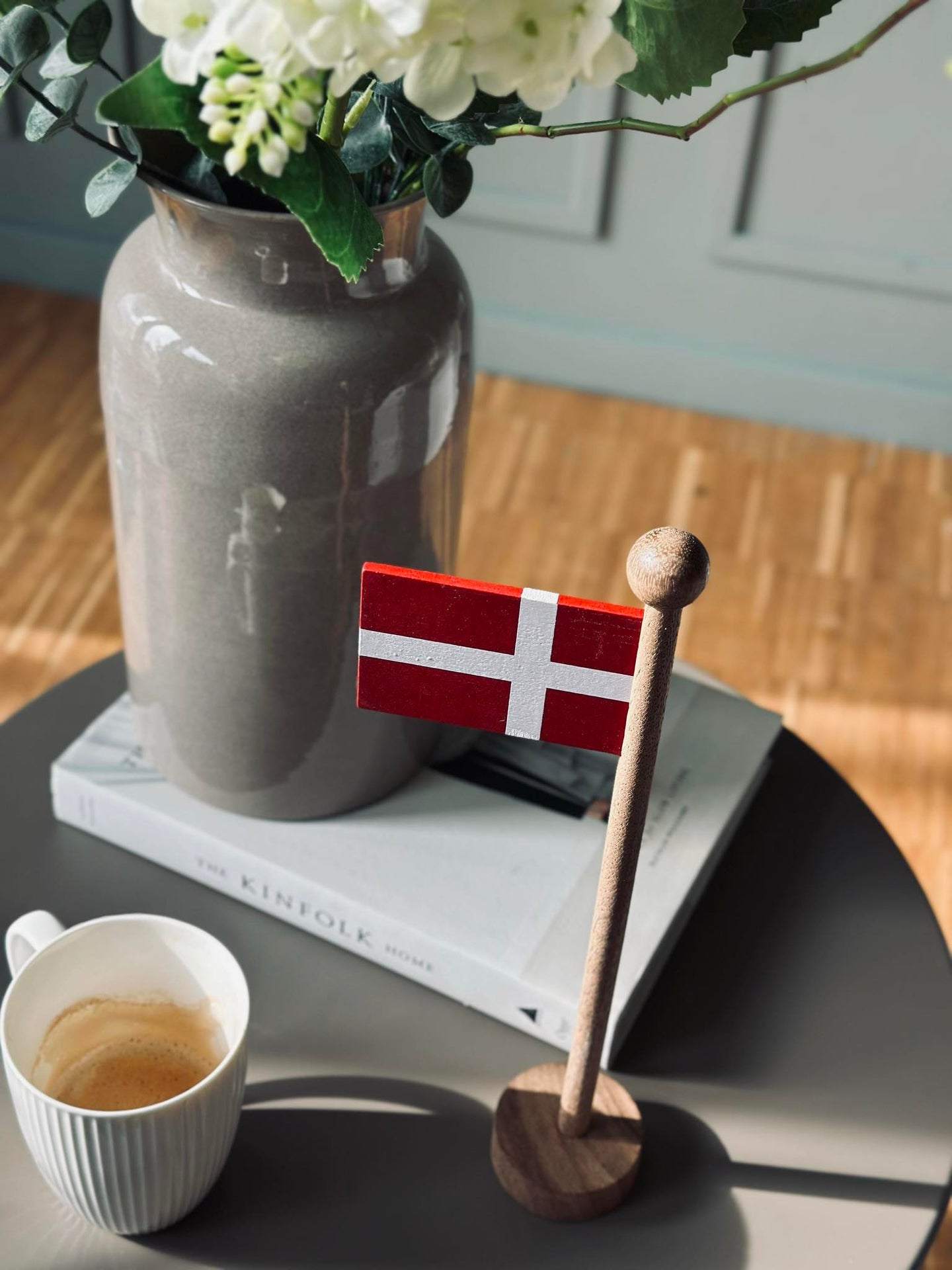 Flag Dannebrog wood - Flera storlekar