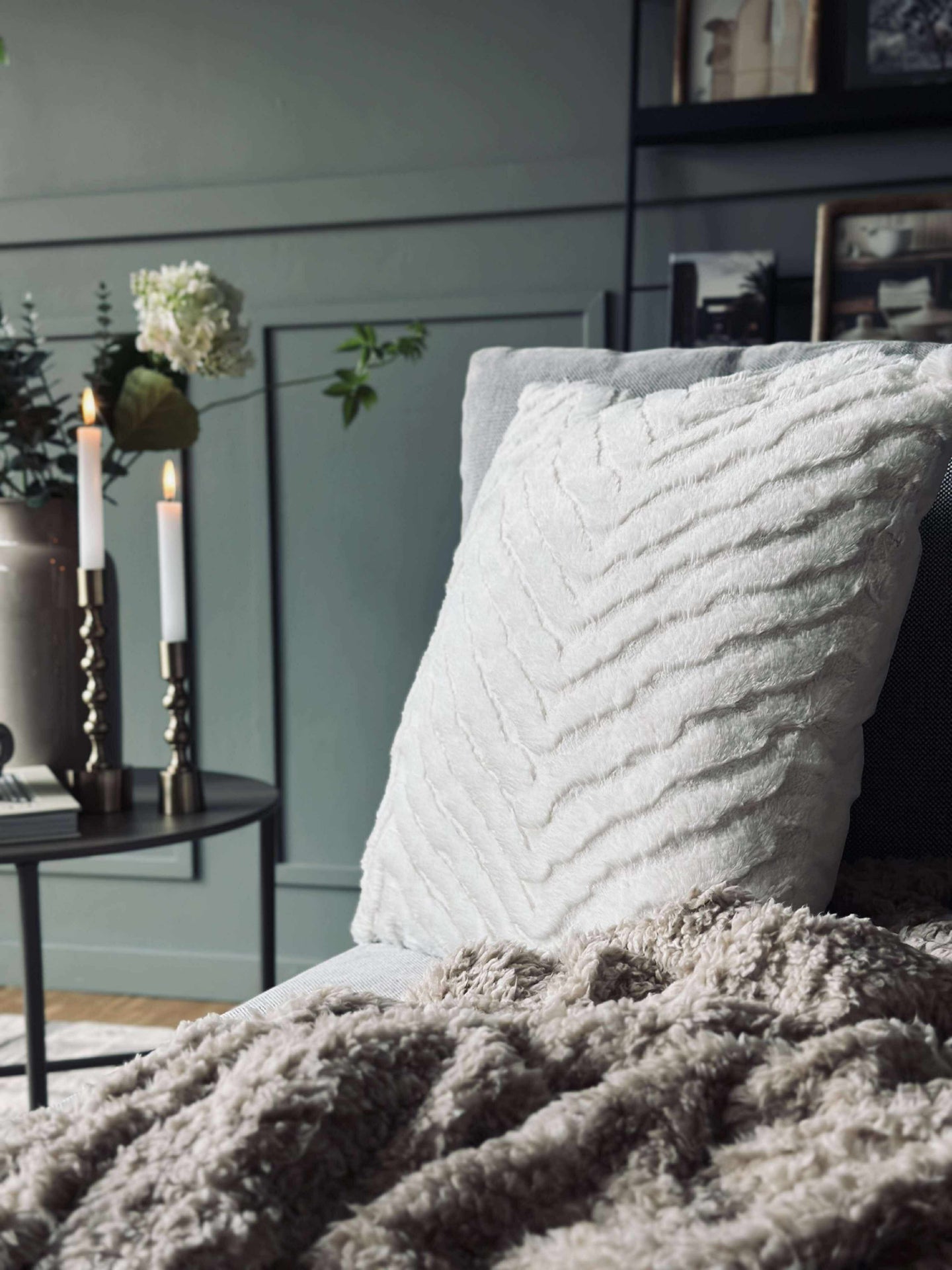 Kudde med fyllning - White