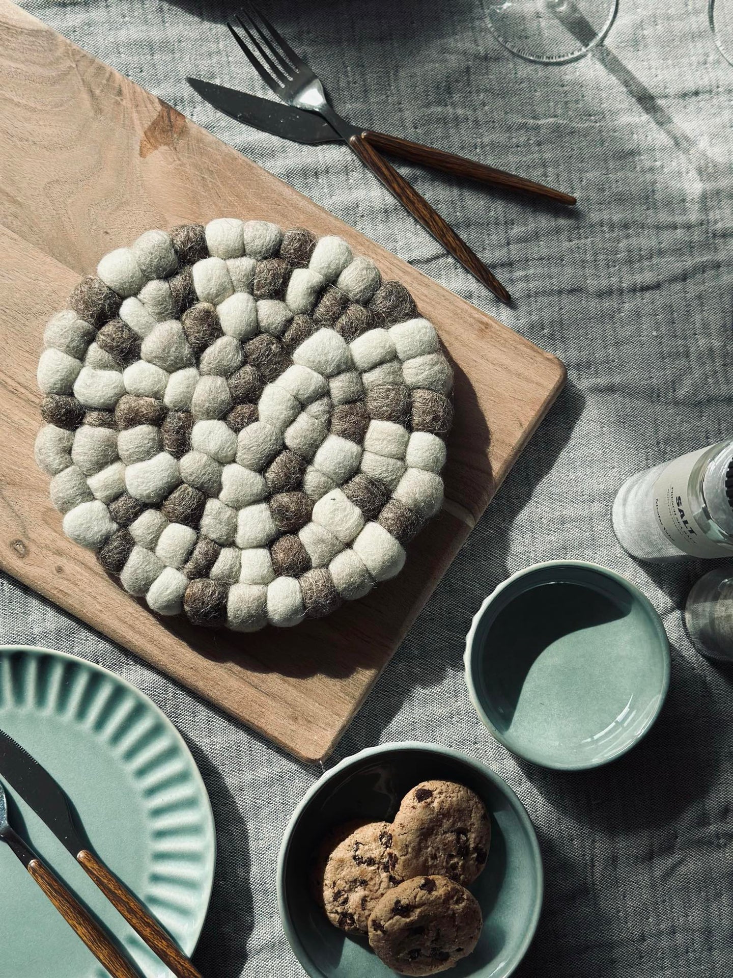 Grytunderlägg DOTS - Natur / brun ull