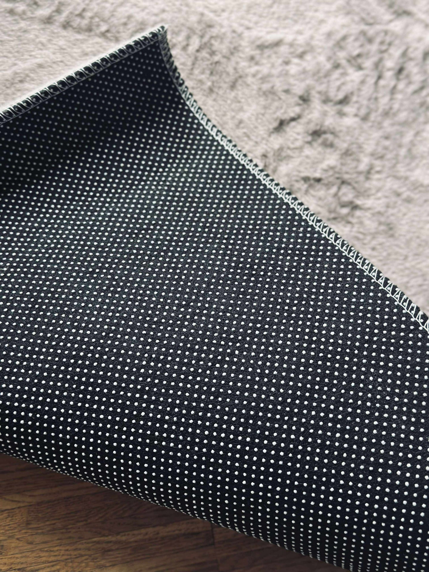 Golvmatta Plys - mörk beige