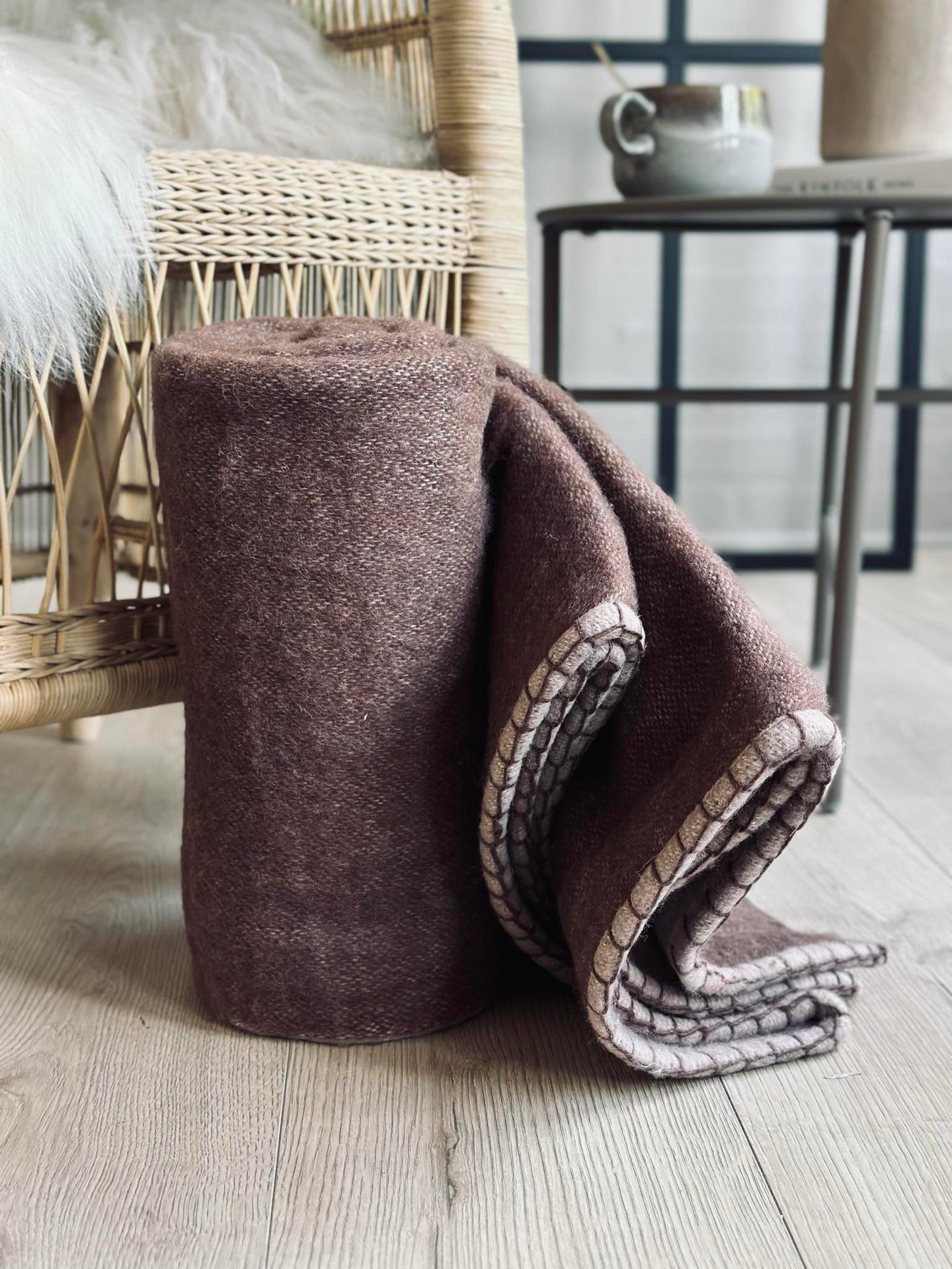 Pläd 100 % ull - Mörk ros