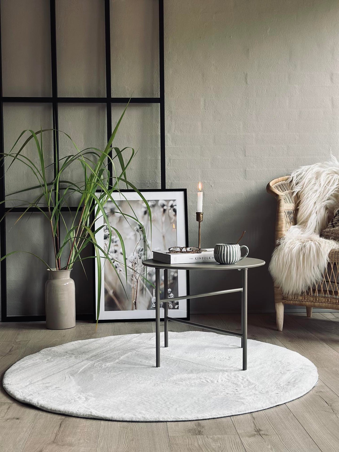 Bord för inomhus och utomhus – Beige Dia 50 cm