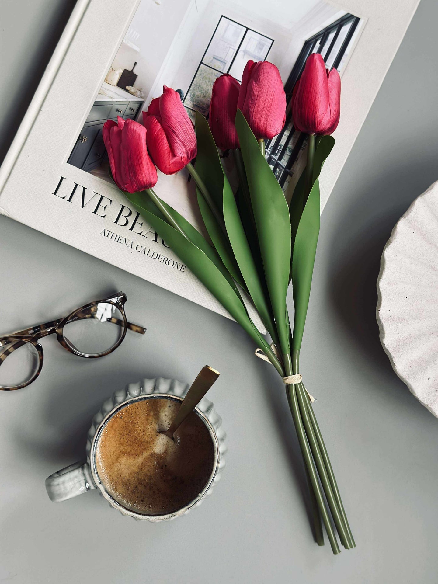 Tulpaner i silkeslook – Flera färger