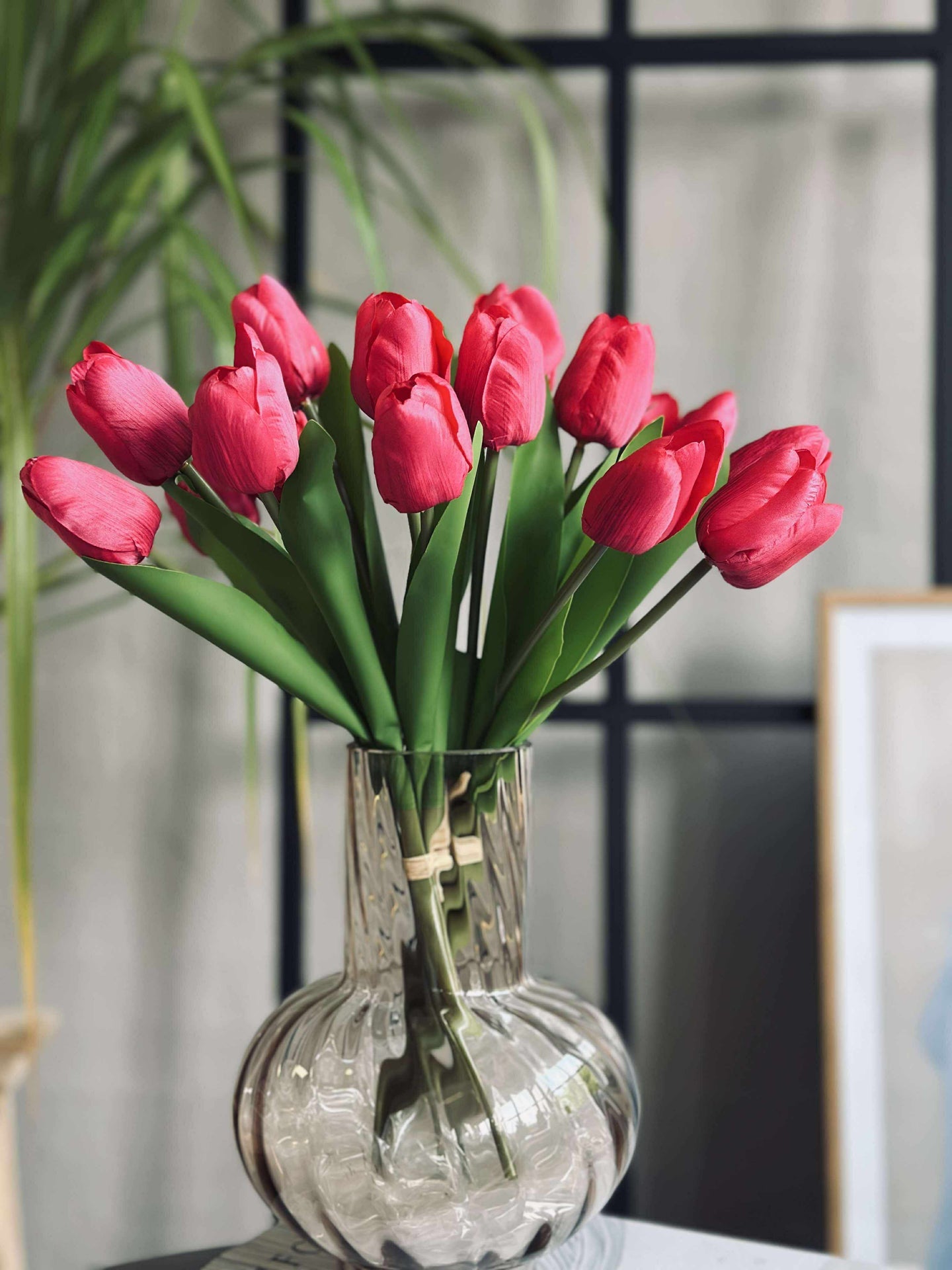 Tulpaner i silkeslook – Flera färger