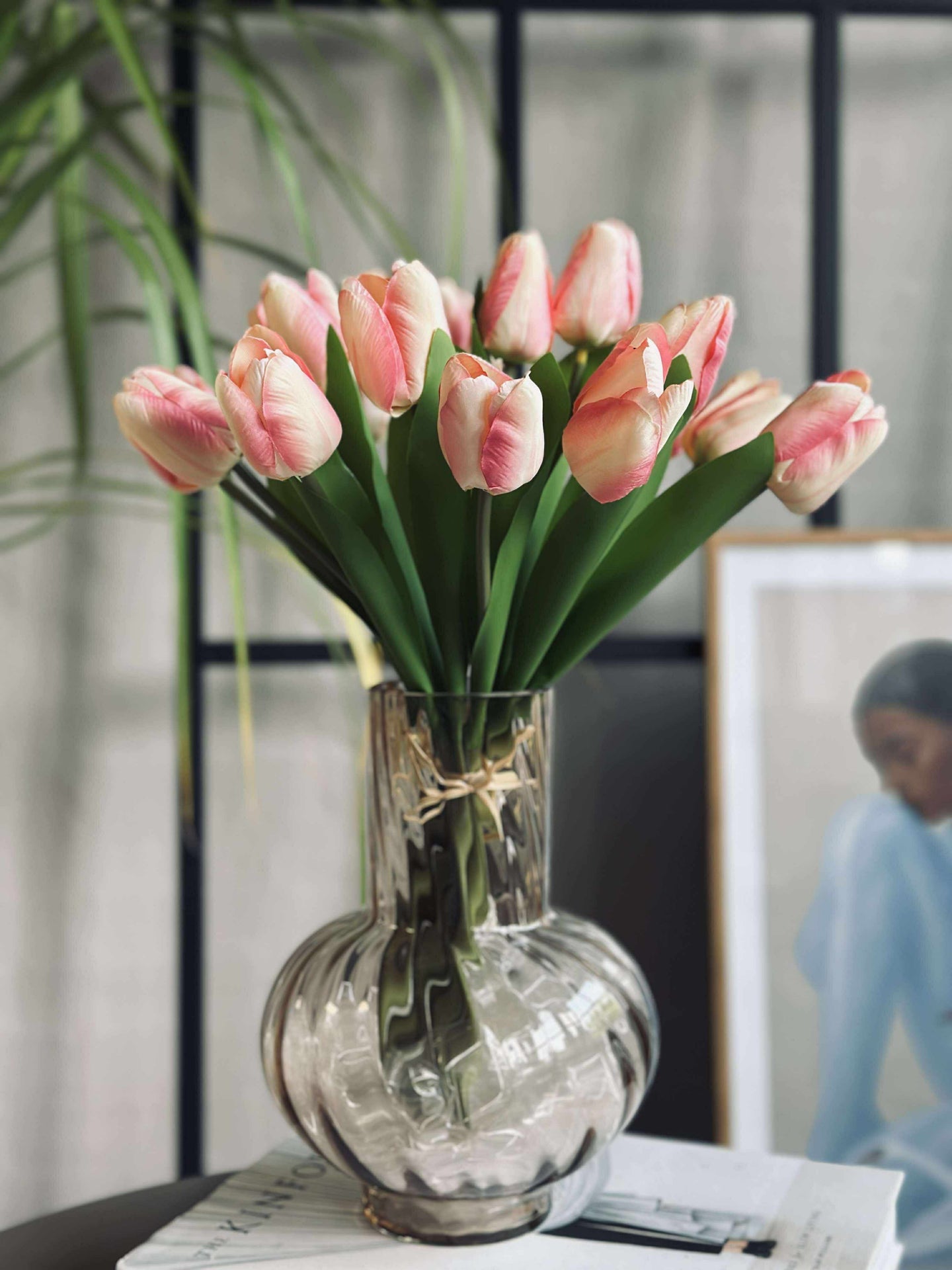 Tulpaner i silkeslook – Flera färger