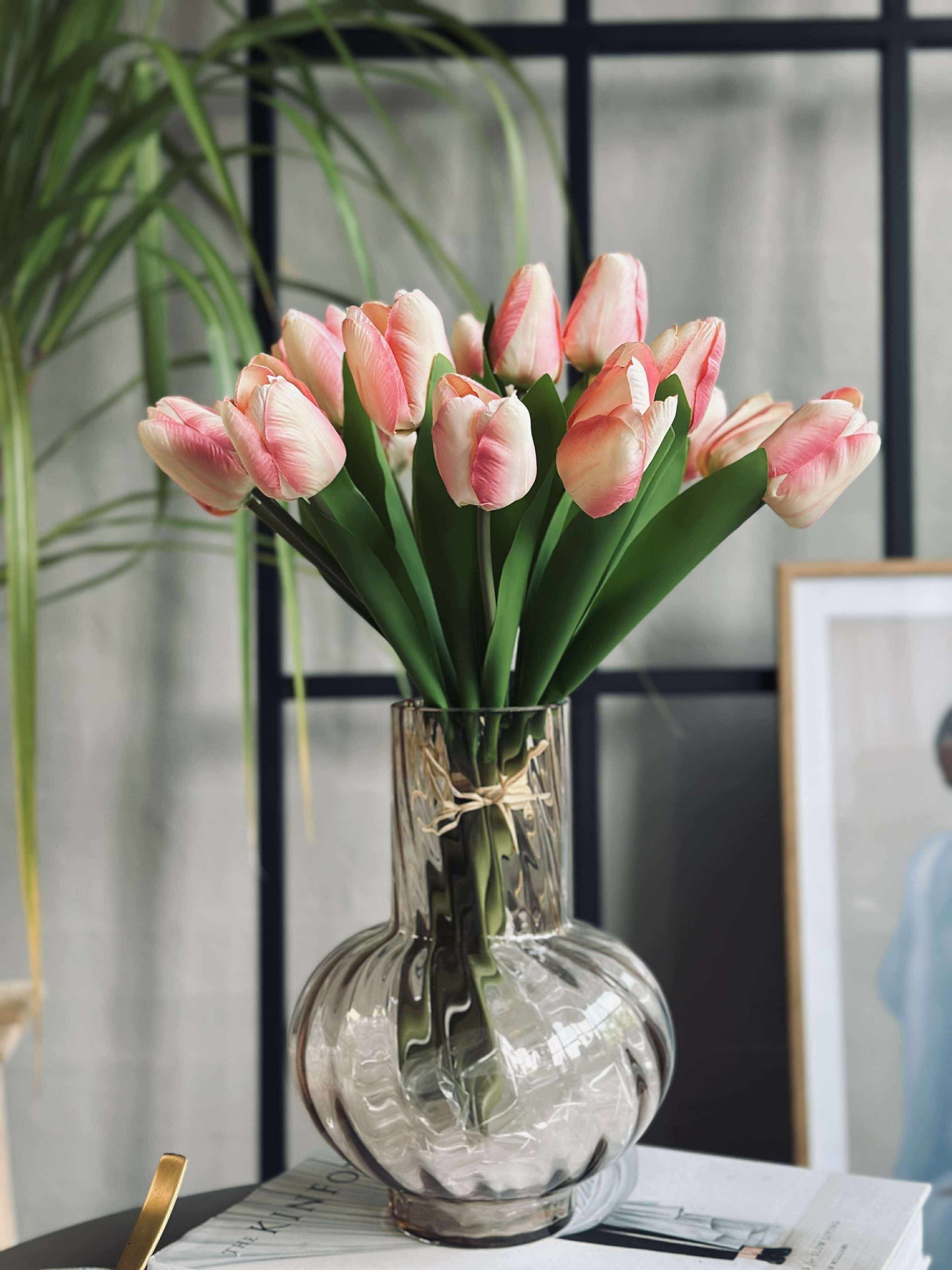 Tulpaner i silkeslook – Flera färger