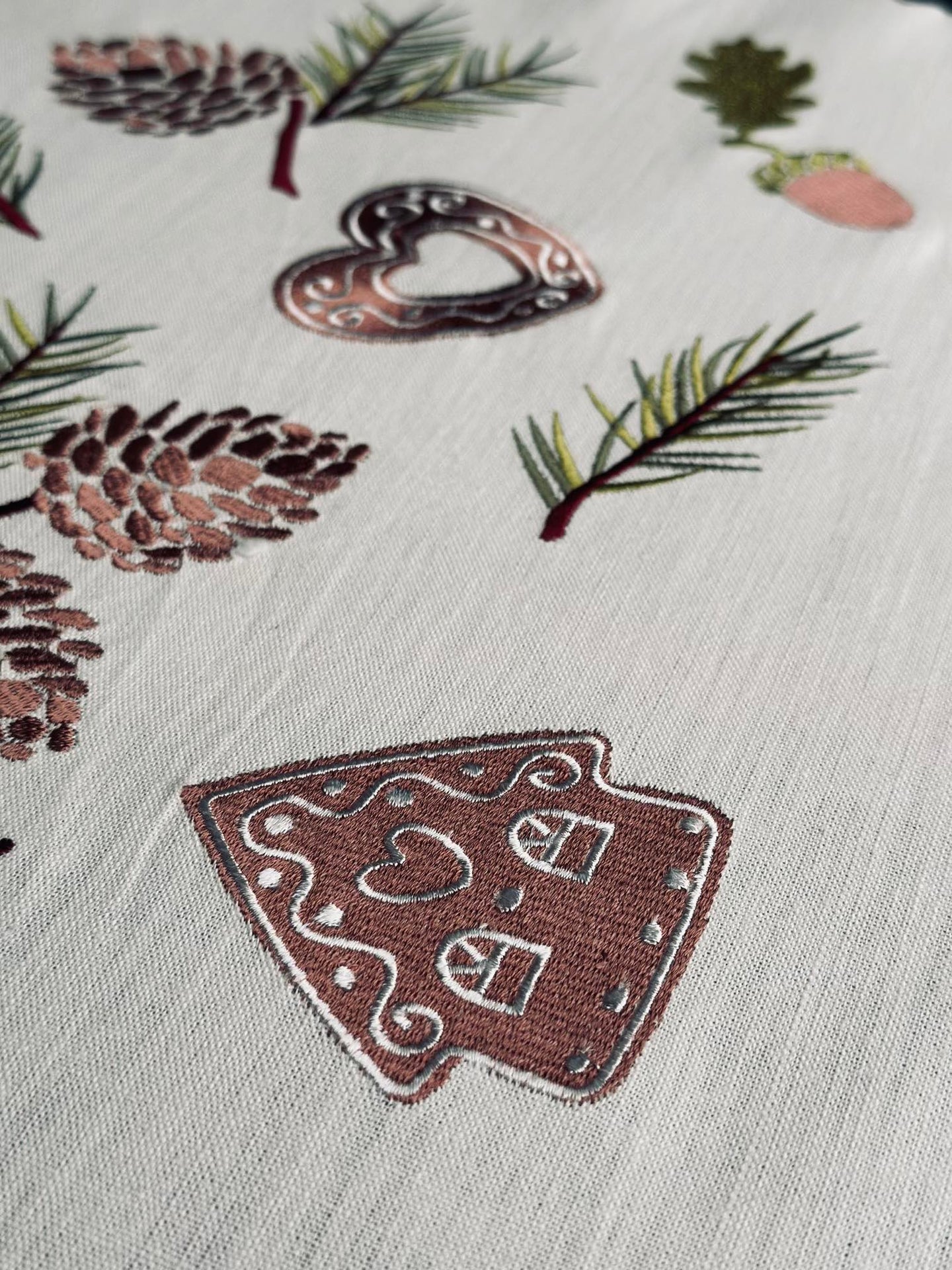 Julduk broderi - 140x240