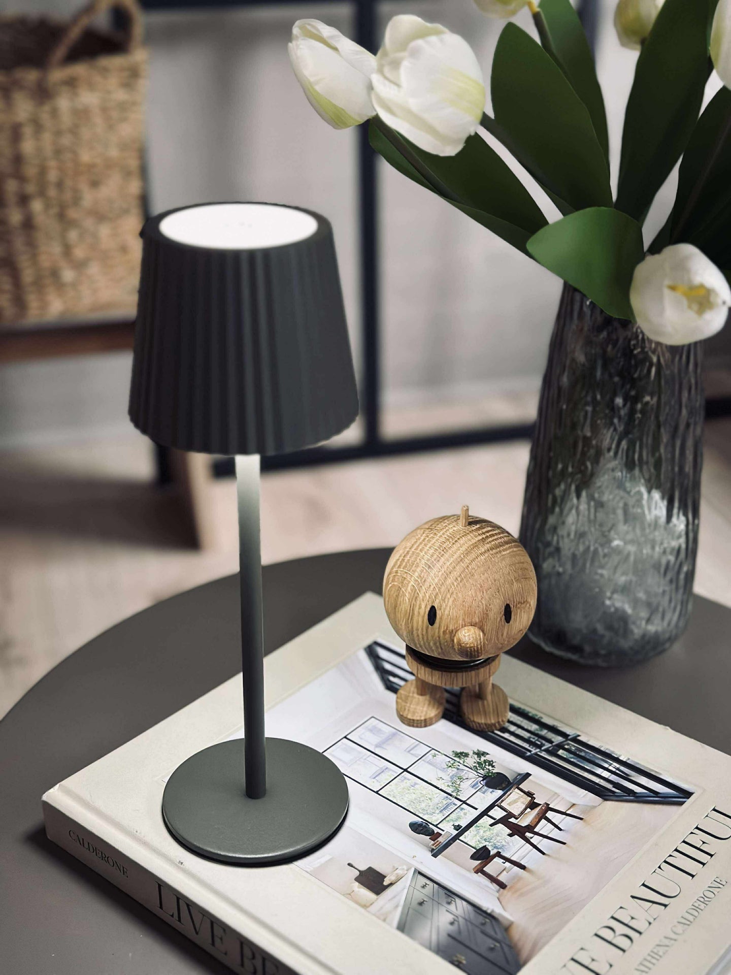 LED-bordslampa MILLA Taupe - uppladdningsbar