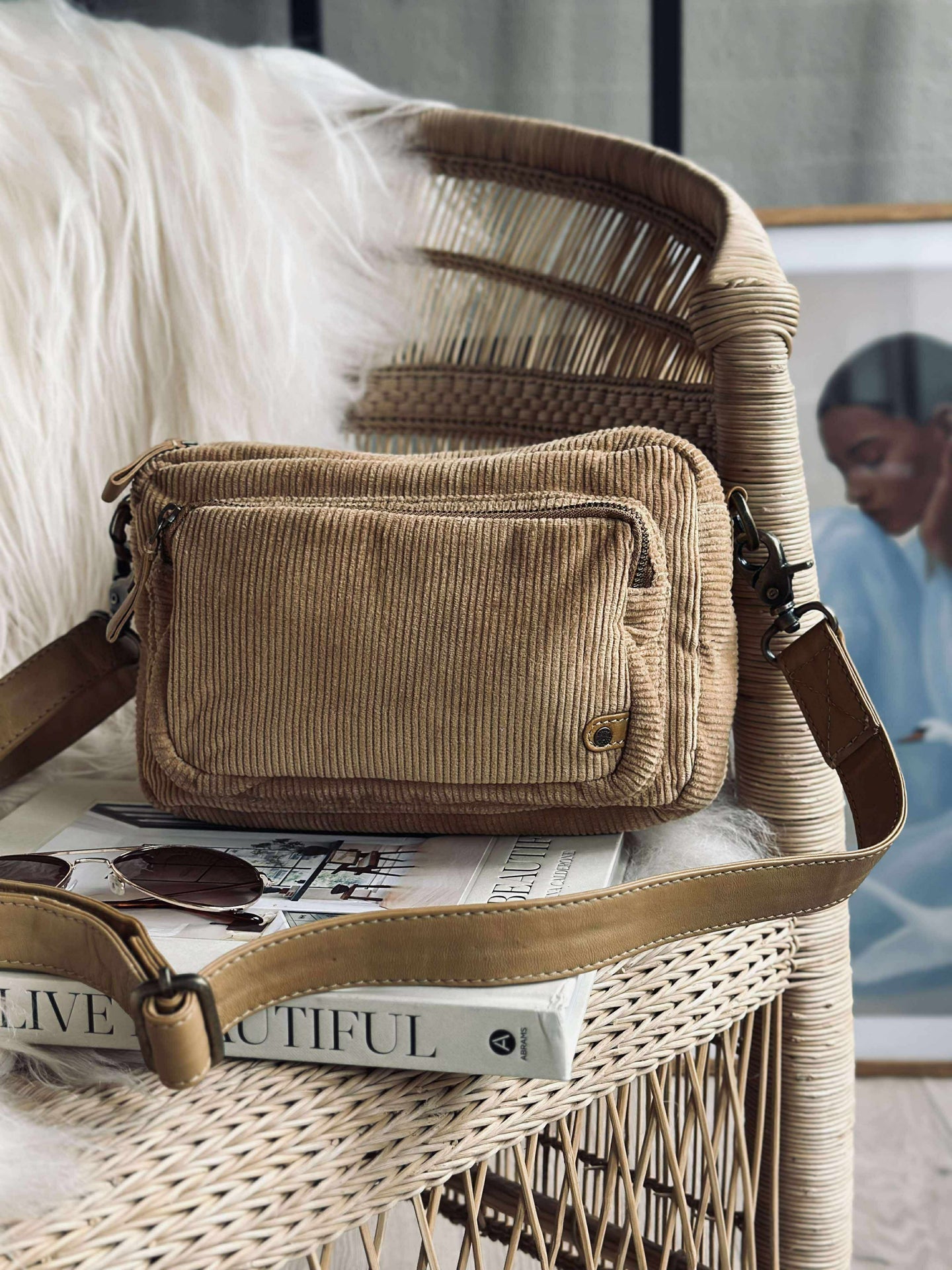 Crossbody Tan manchester