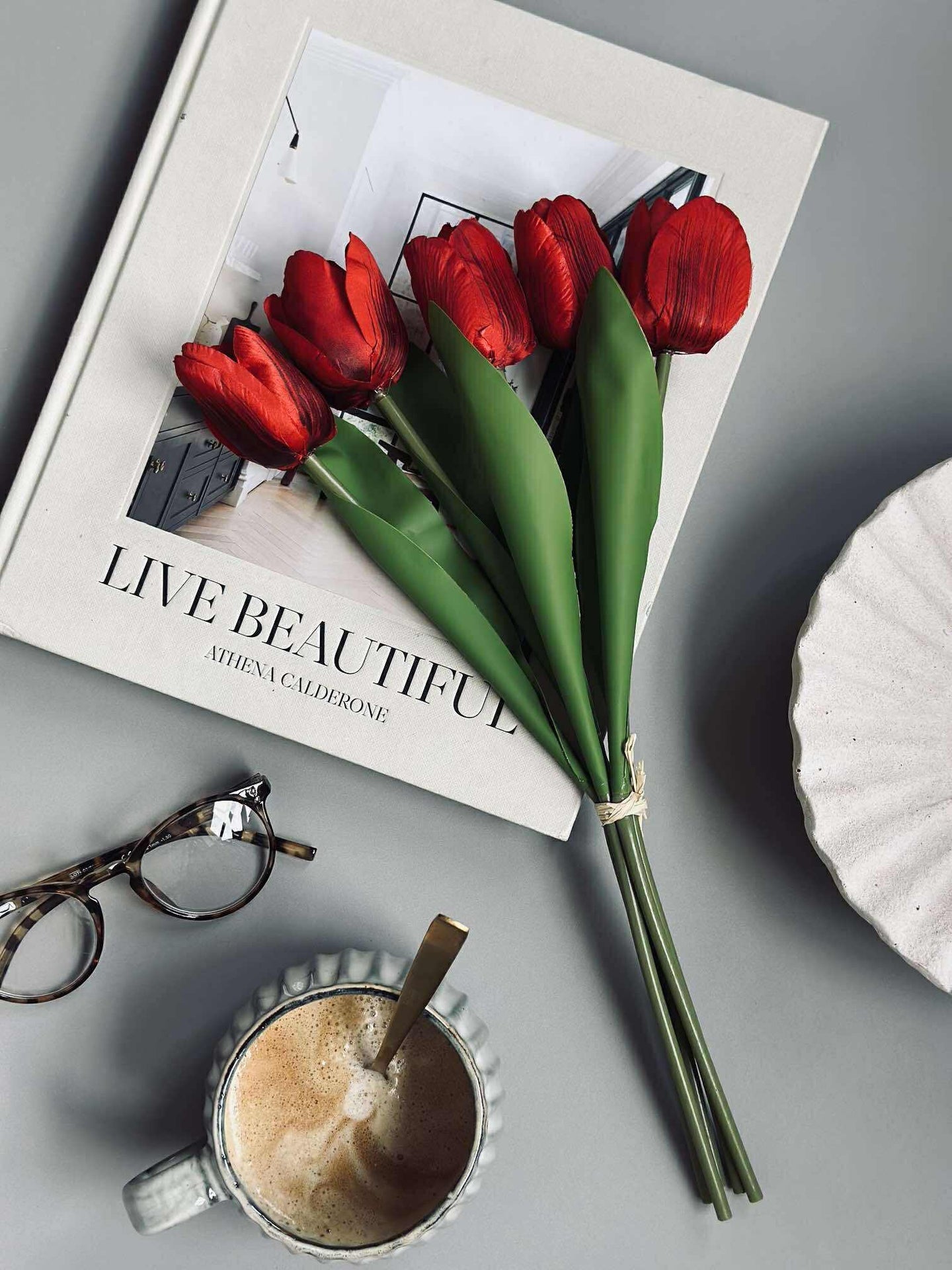 Tulpaner i silkeslook – Flera färger