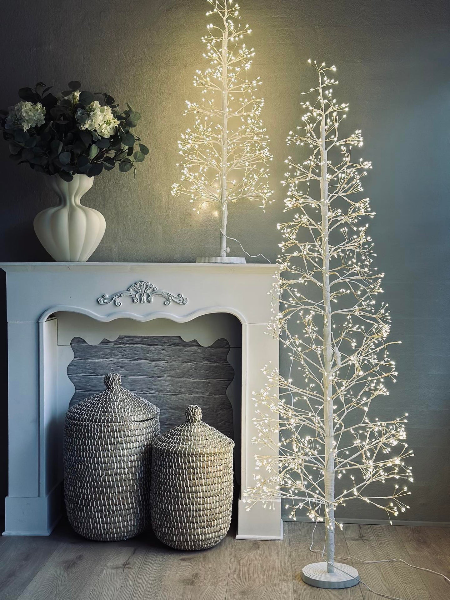 Julgran med 1600 LED-ljus - Vit