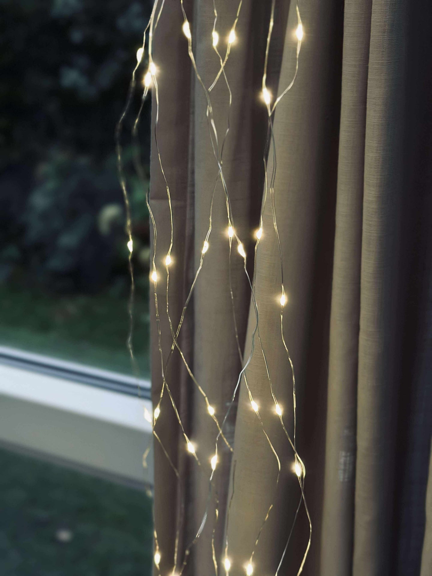 Hängande ljusslinga med 160 LED-lampor