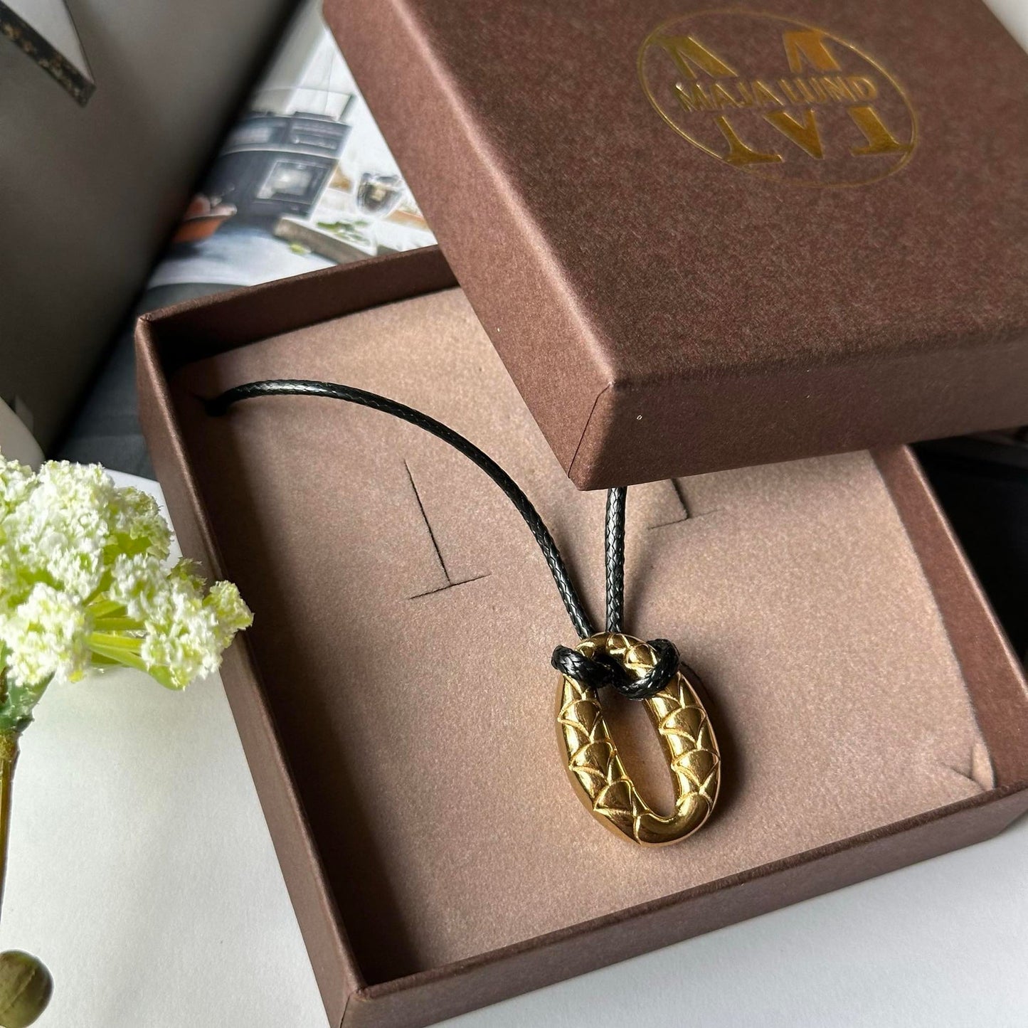 Halsband Savannah förgyllt
