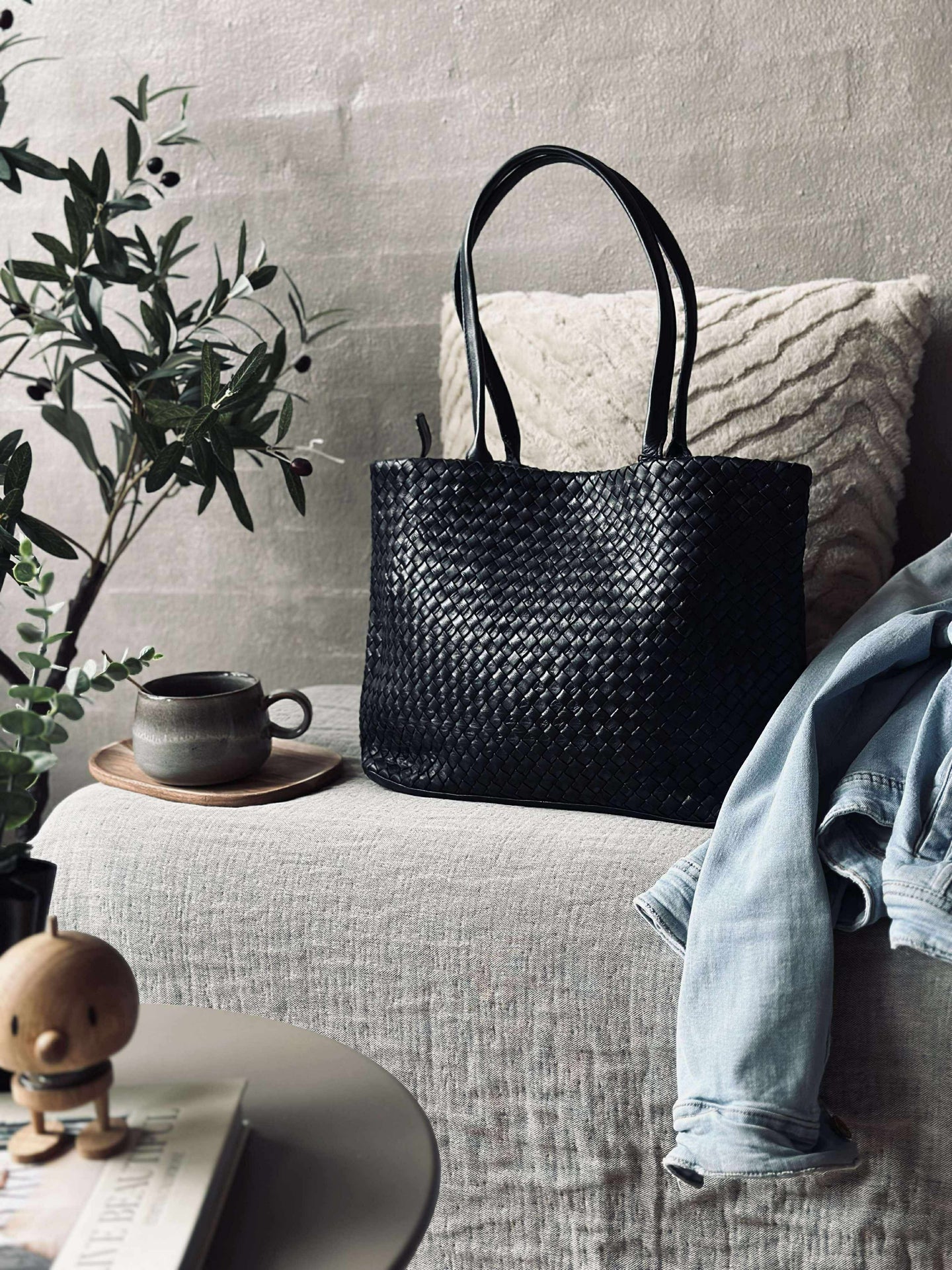 Shopper i flätat läder - Svart