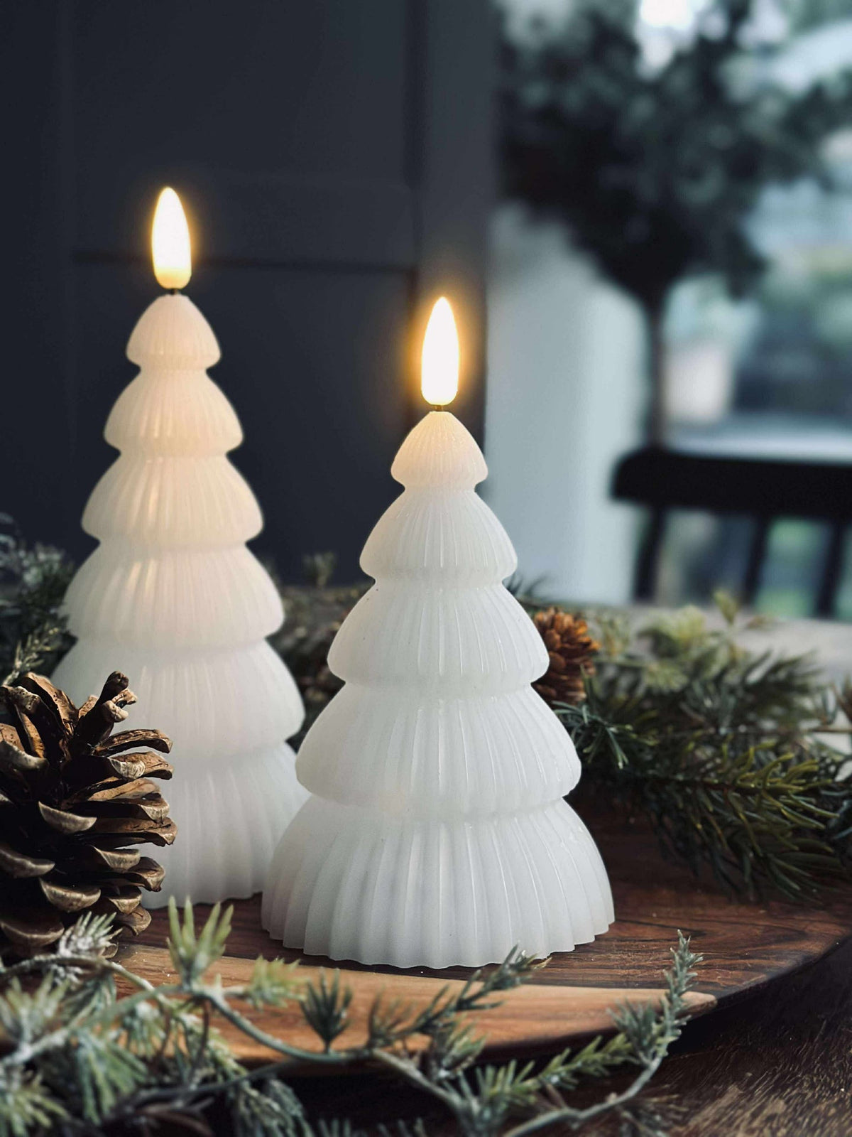 Julgran med LED-ljus - Set med 2 st. i vitt
