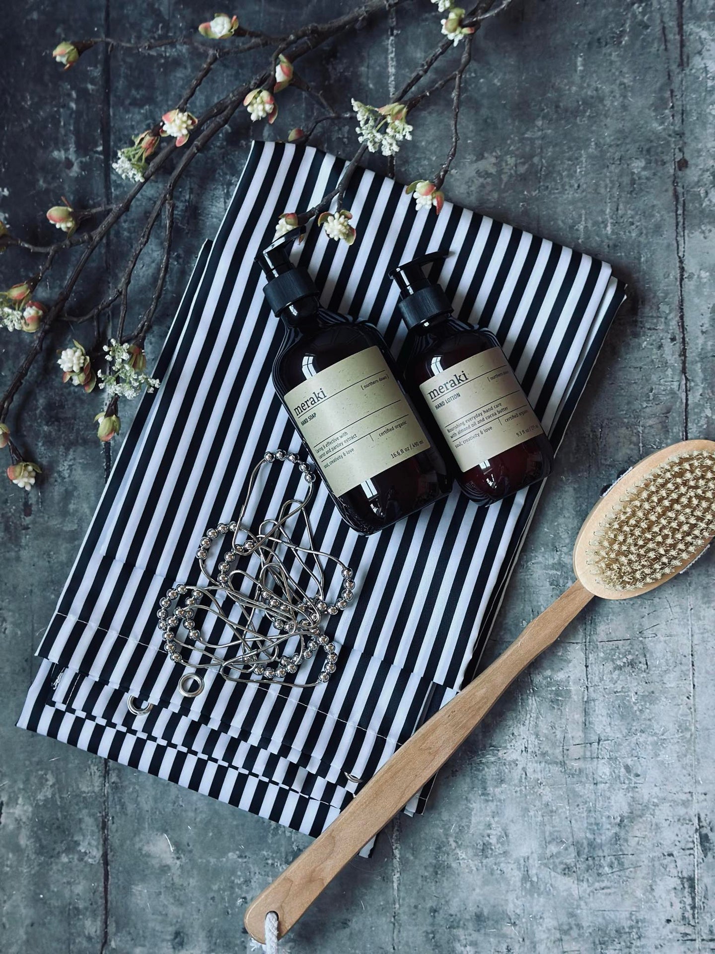 Duschdraperi - Svart rand