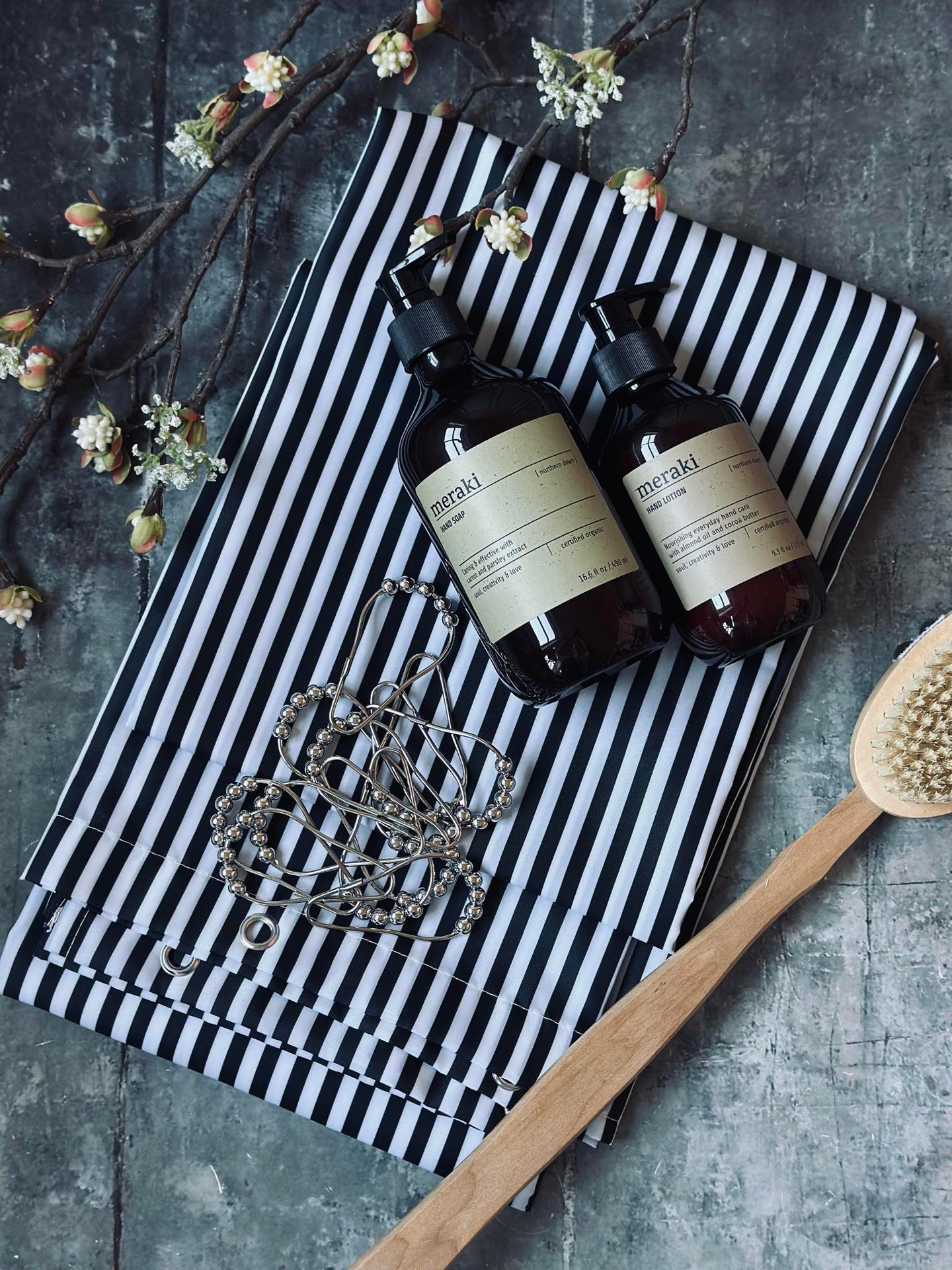 Duschdraperi - Svart rand