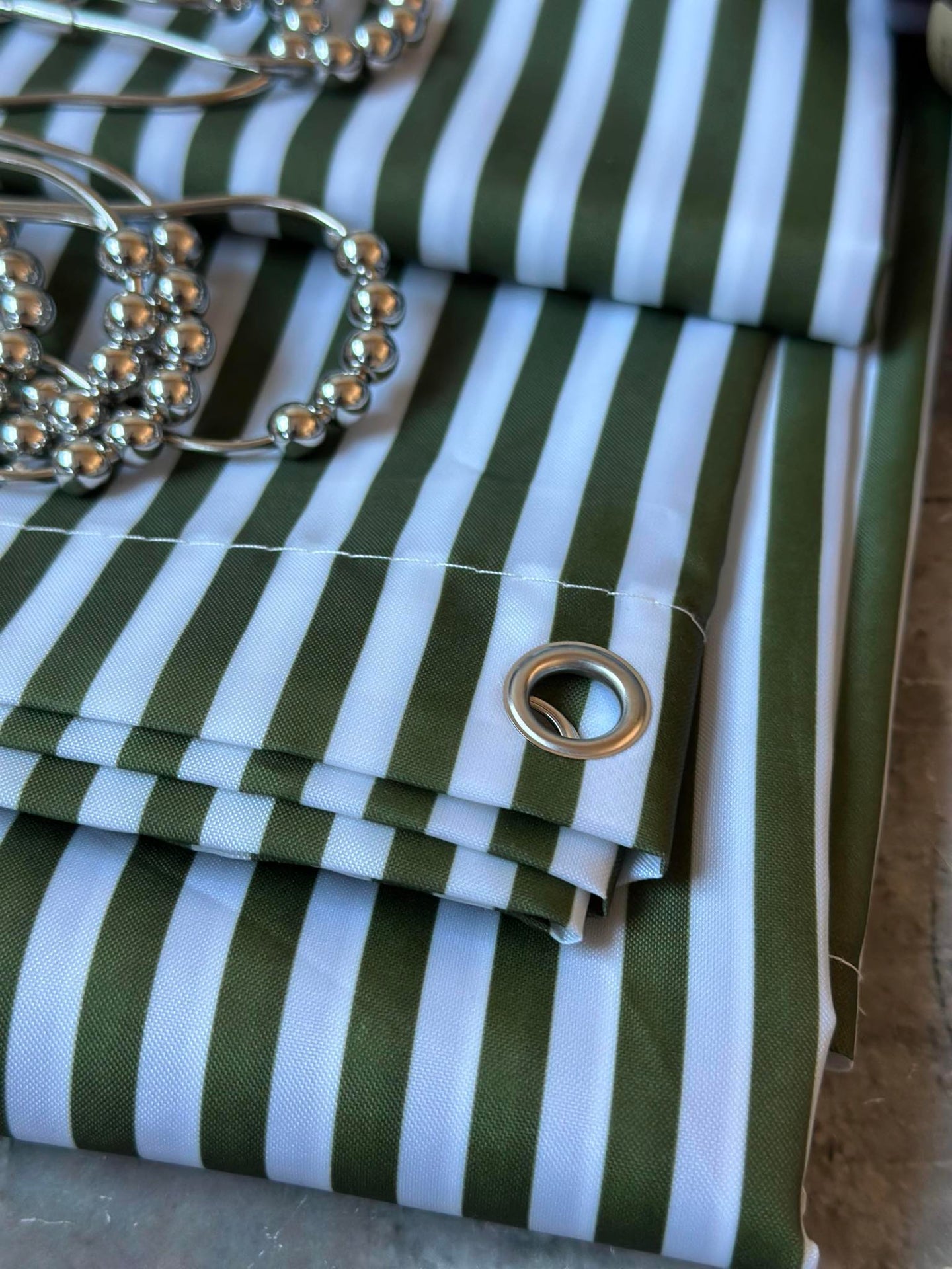 Duschdraperi - Grön rand