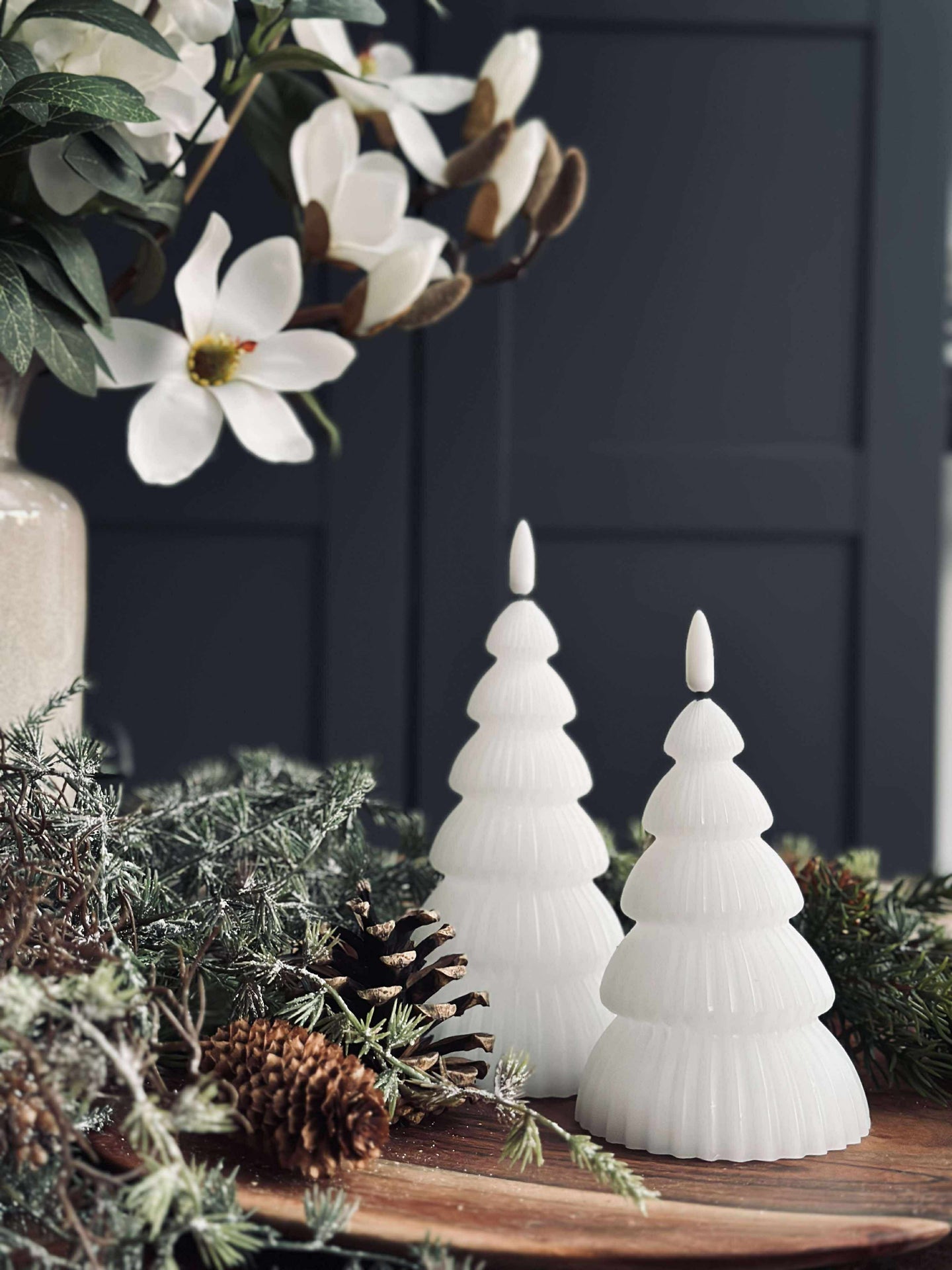 Julgran med LED-ljus - Set med 2 st. Vit