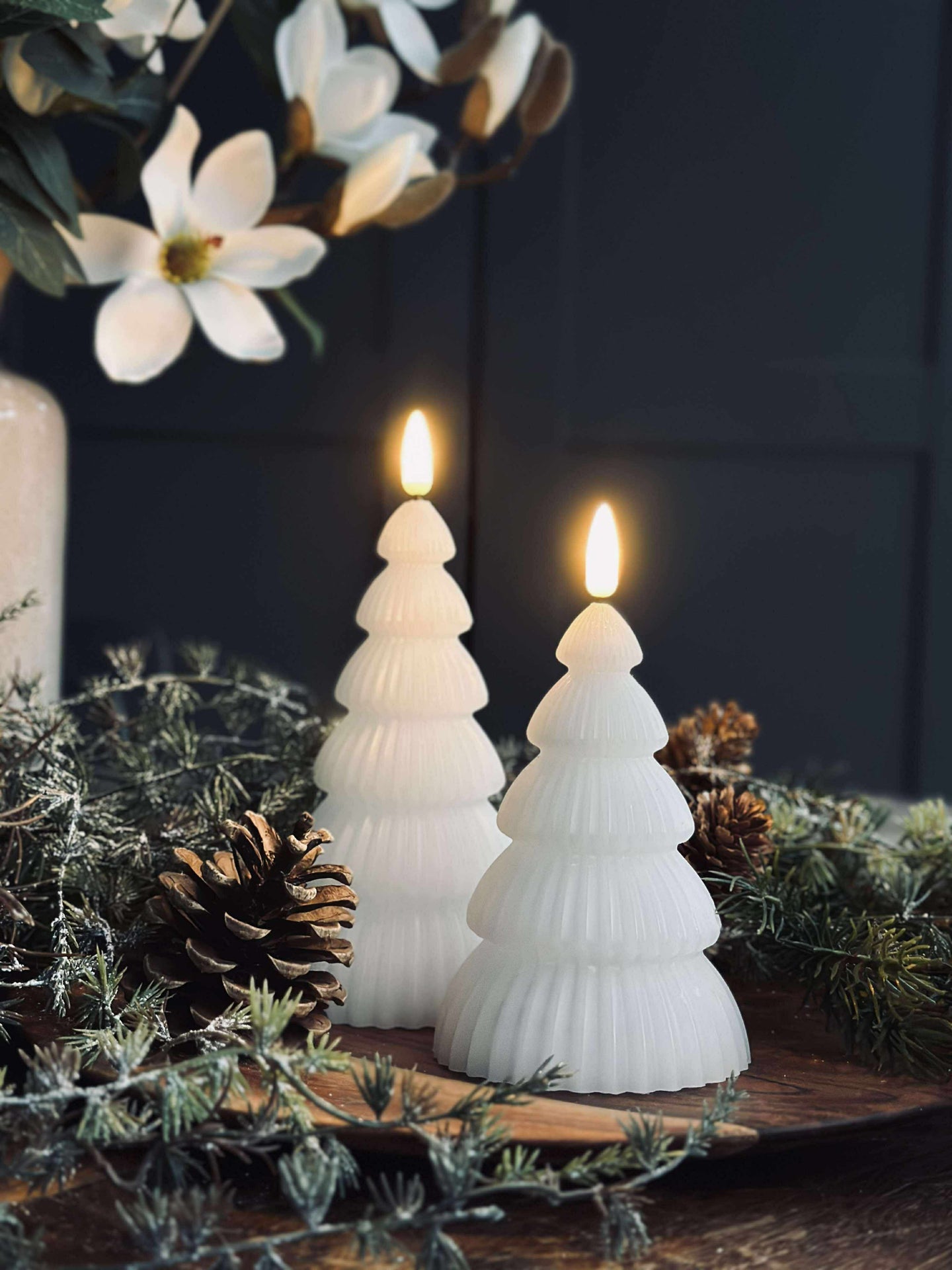 Julgran med LED-ljus - Set med 2 st. Vit