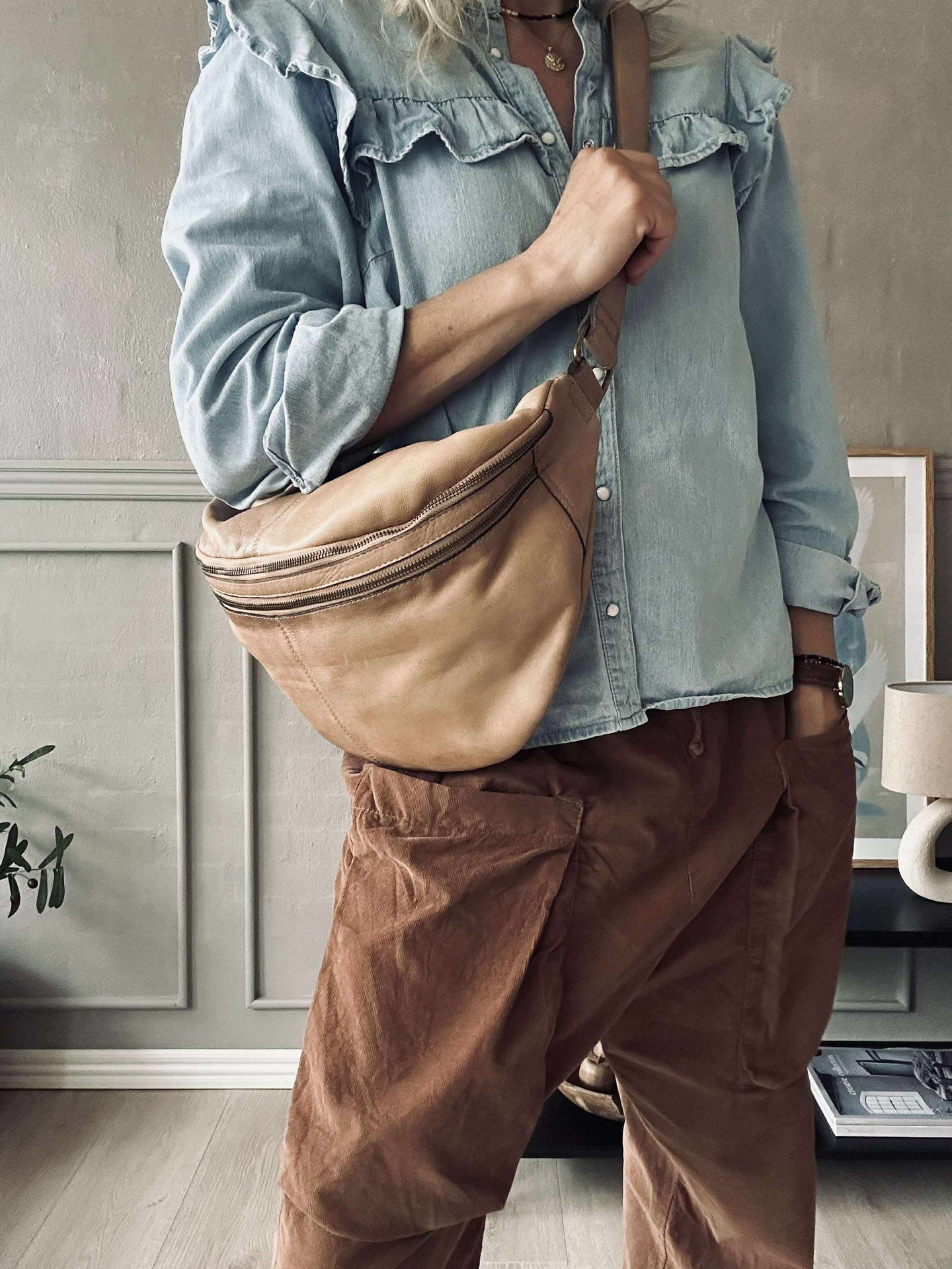 Midjeväska Jina Stor Taupe