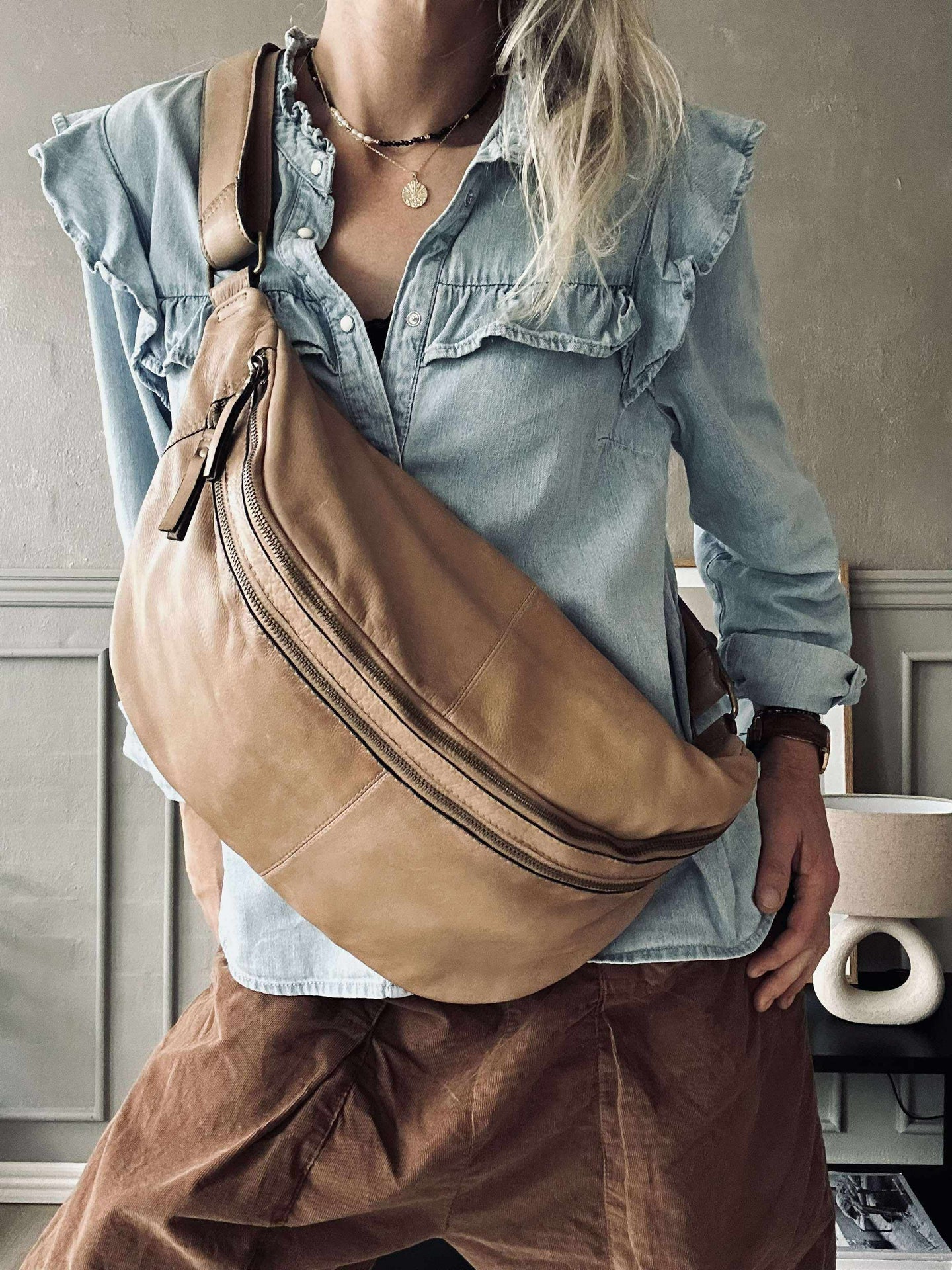 Midjeväska Jina Stor Taupe