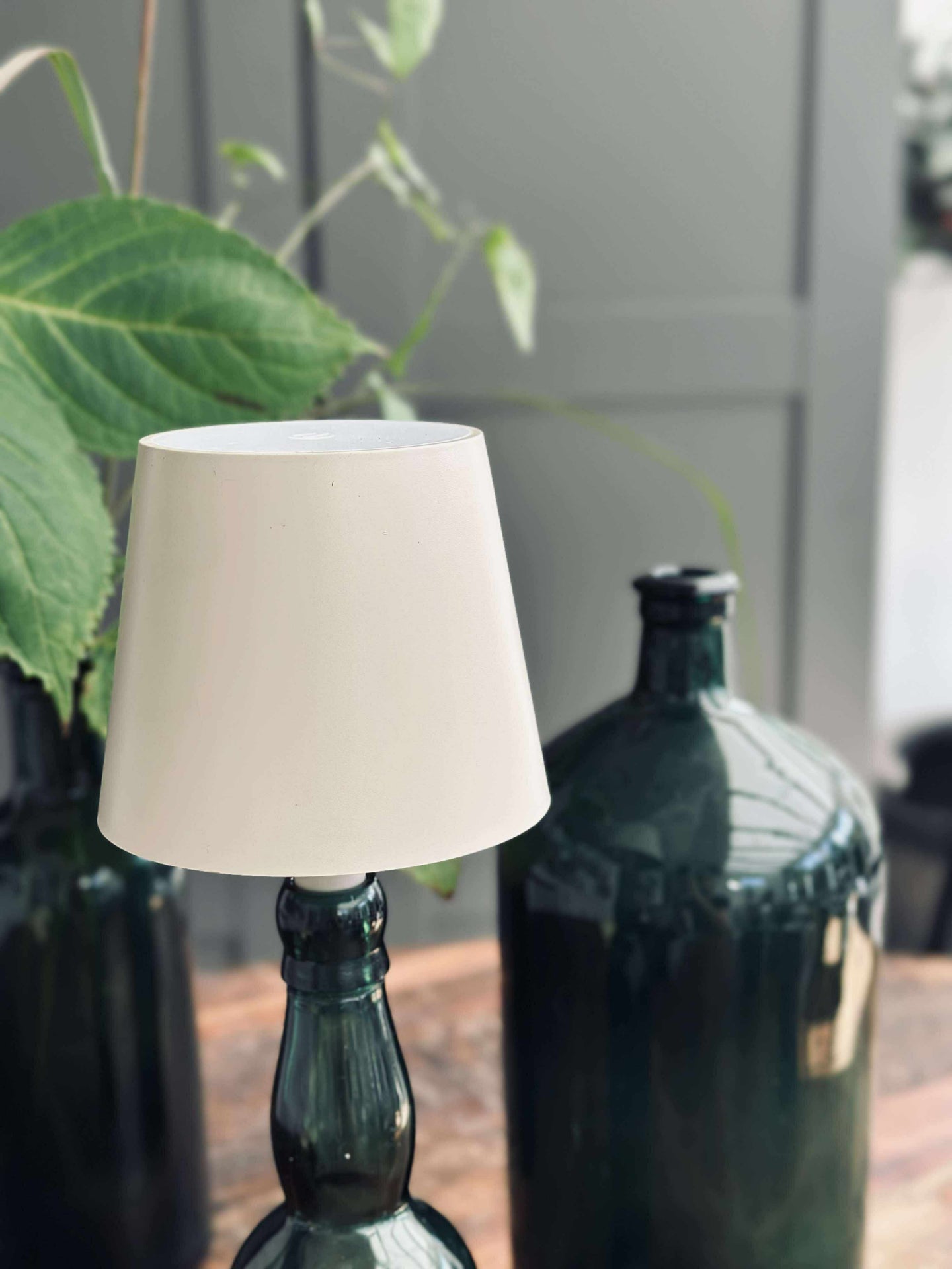 LED-lampa för vinflaska - Creme MIX