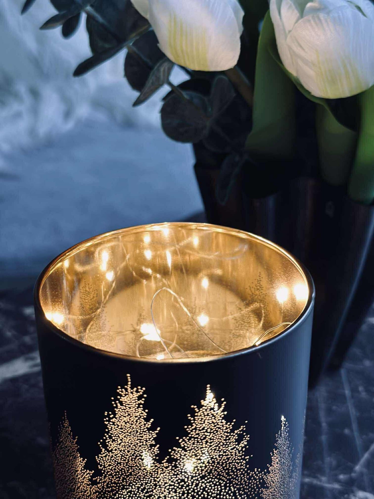 Ljuslykta svart guld - LED-ljus