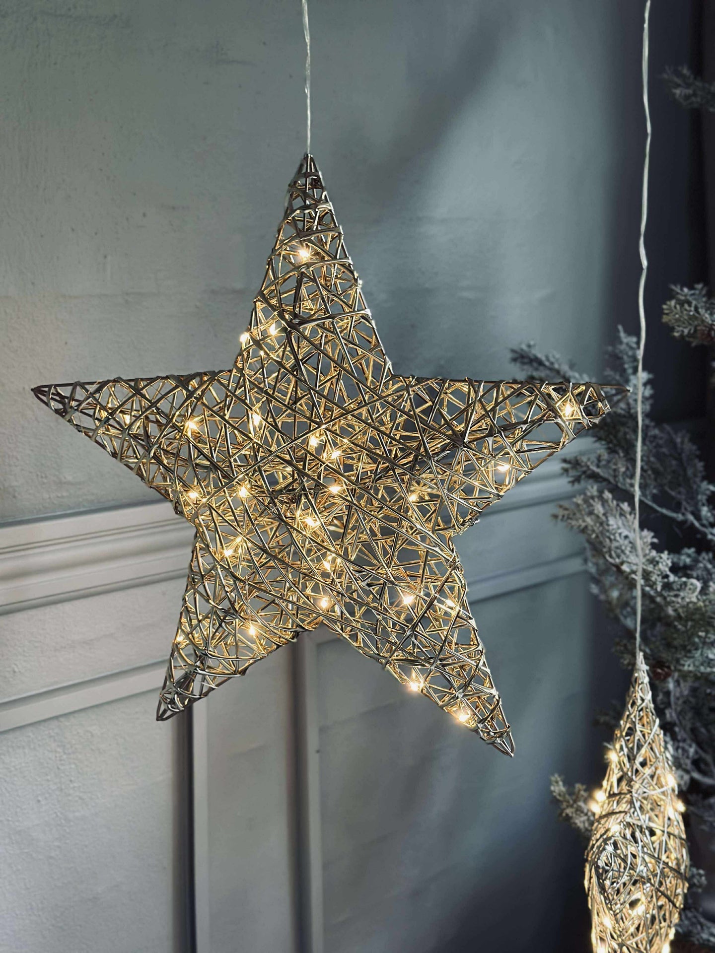 Stjärna med LED-ljus - Guld