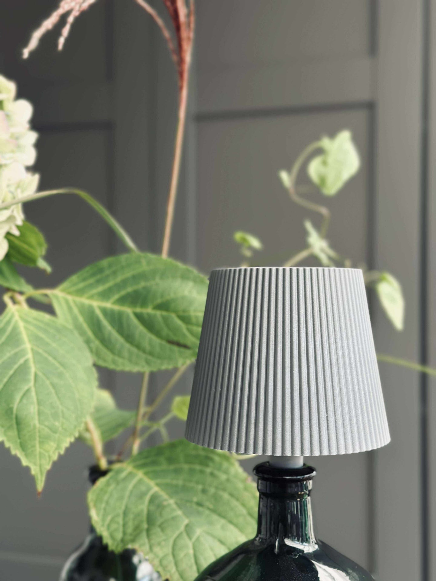 LED-lampa för vinflaska - Grå MIX