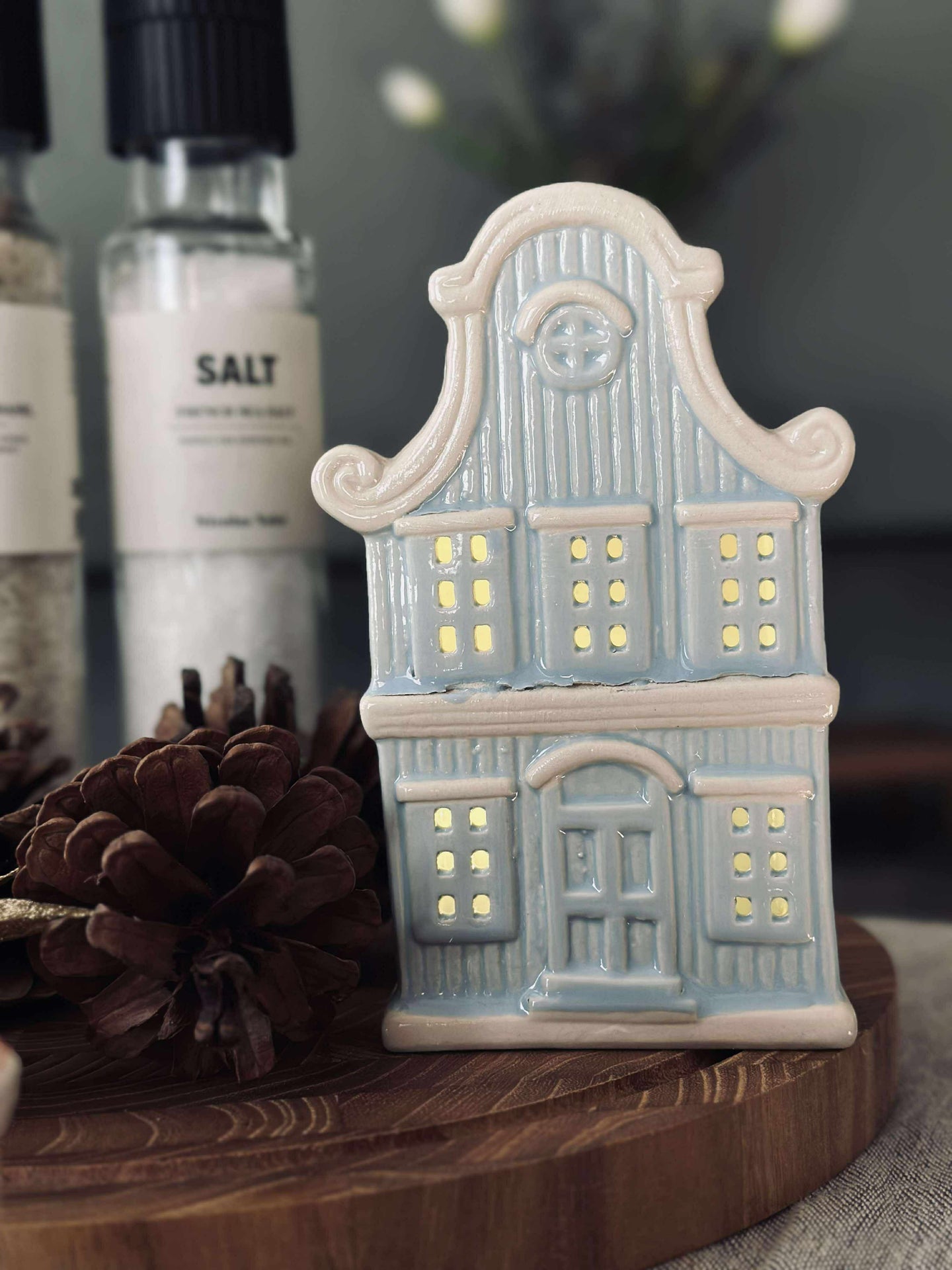 Ljushus med LED - Pastellfärg MIX