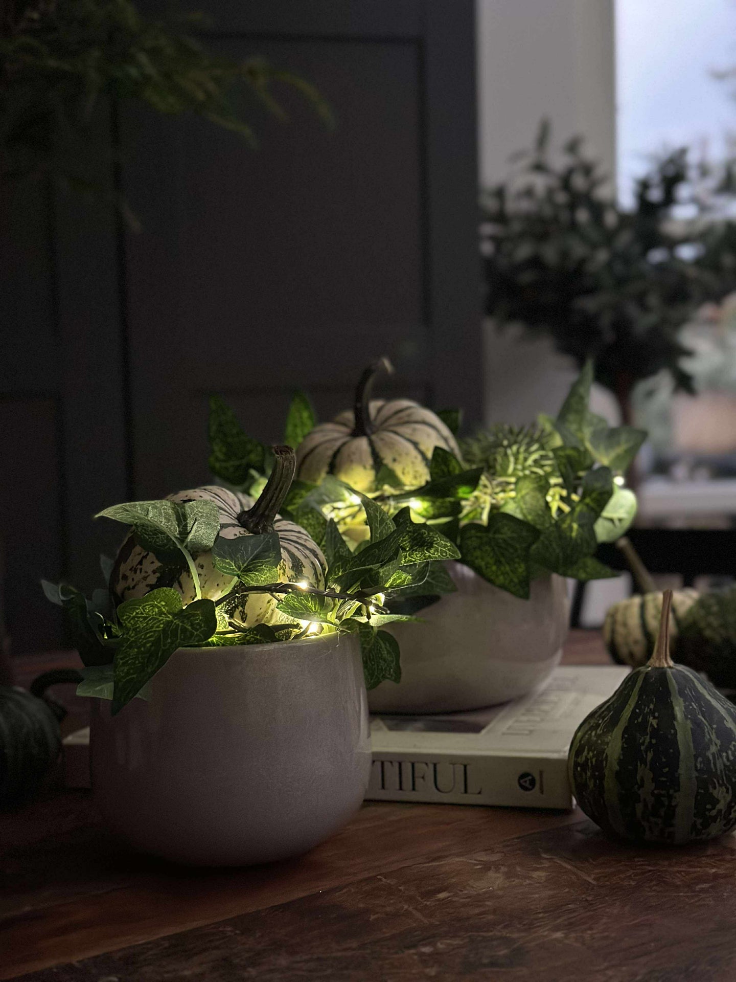 Ljusslinga med gröna murgrönablad - 290cm