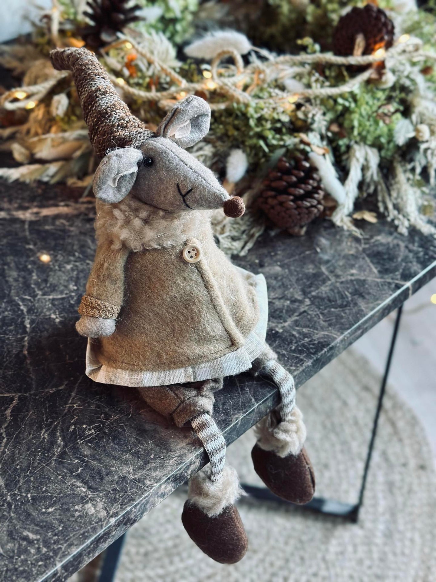 Nissemus - Sittande Flicka