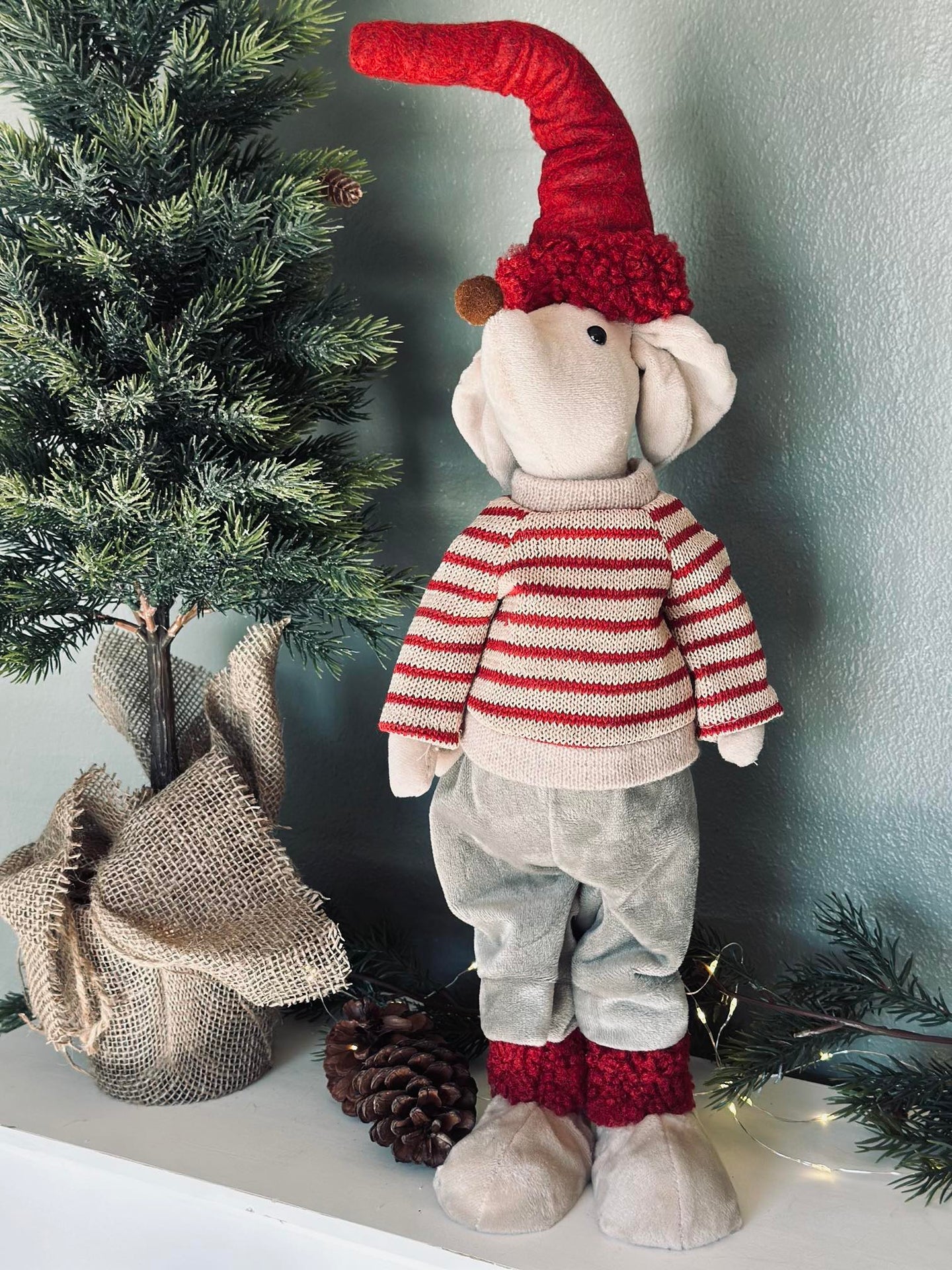 Nissetomte - Stående Pojke