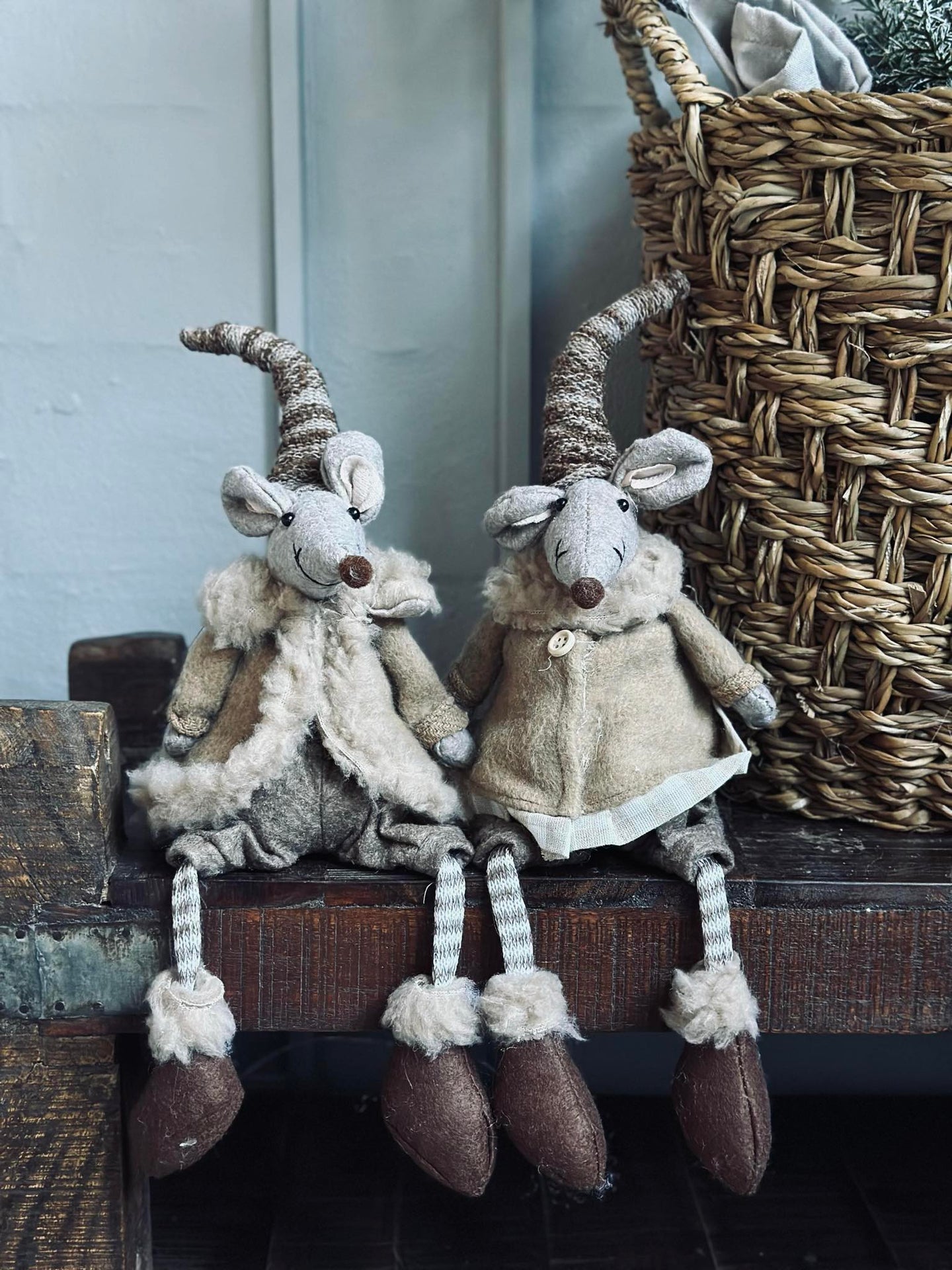 Nissemus - Sittande Flicka