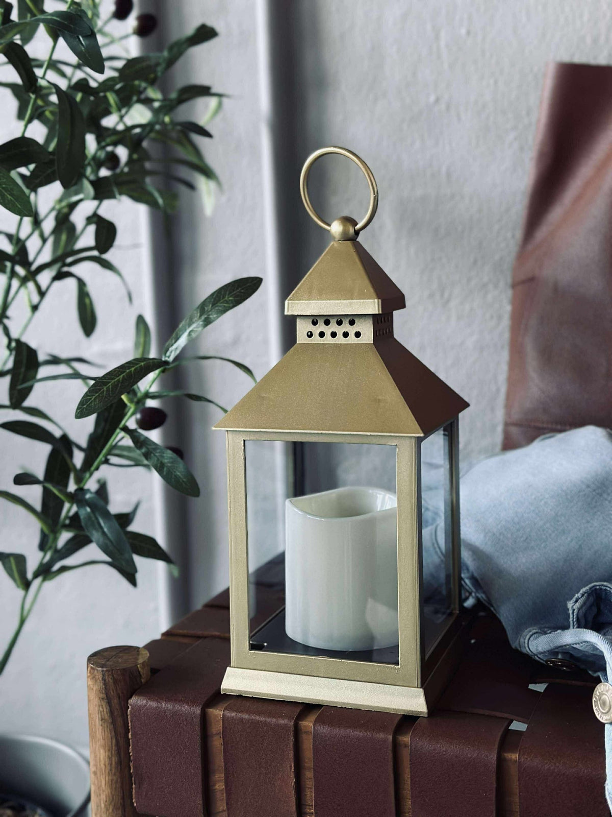Lykta med timer - Gold