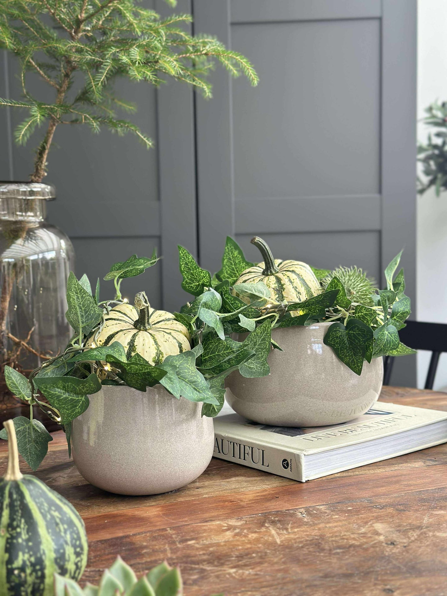 Ljusslinga med gröna murgrönablad - 290cm