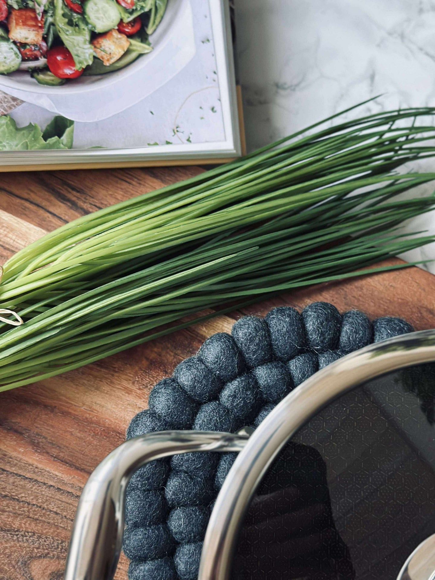 Bordsunderlägg DOTS - Marinblå ull