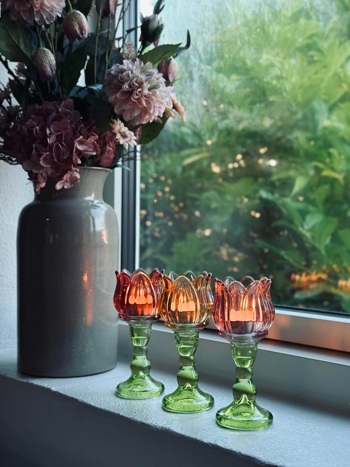 Ljusstake blomma Mörk rosa