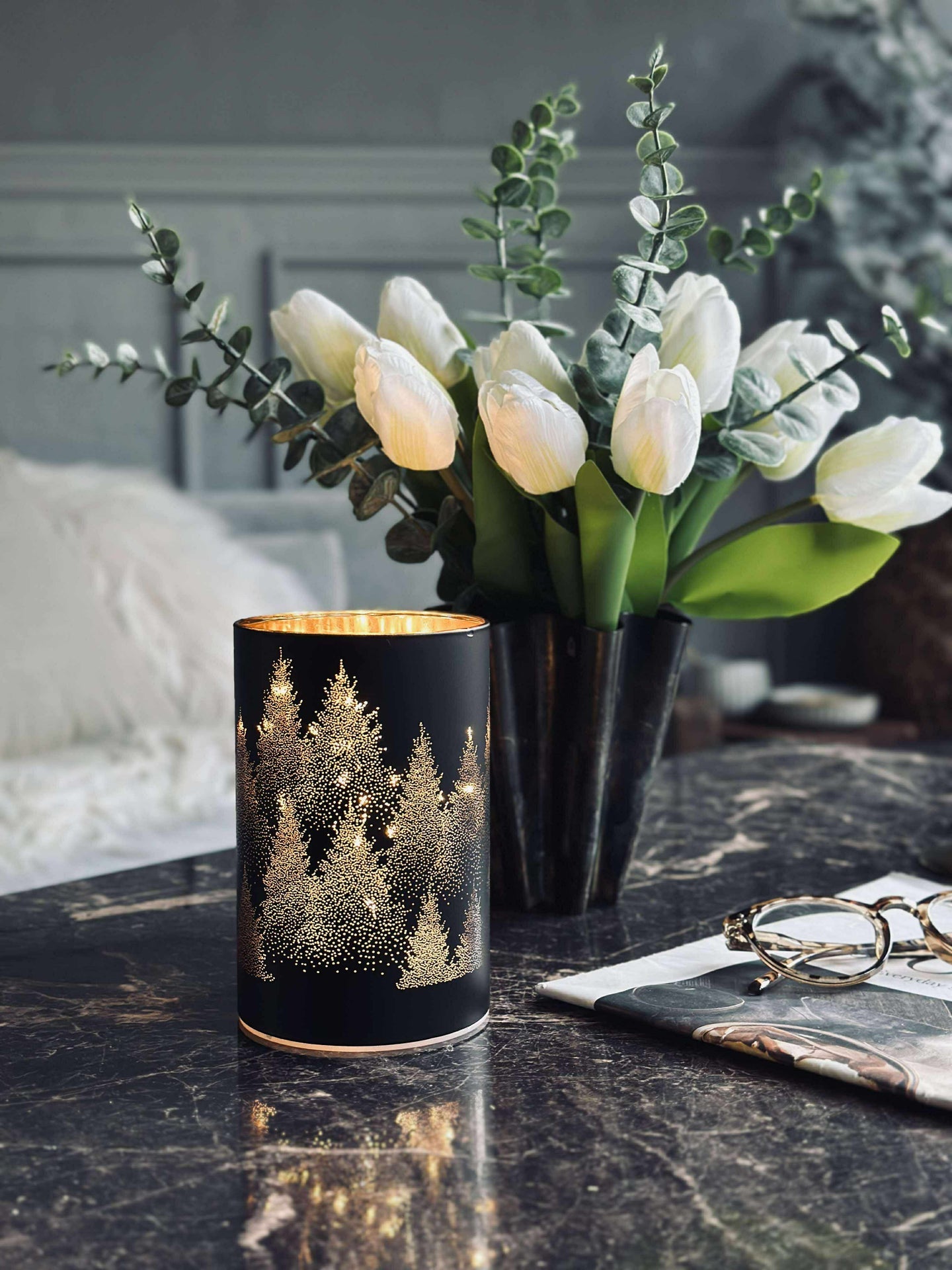 Ljuslykta svart guld - LED-ljus