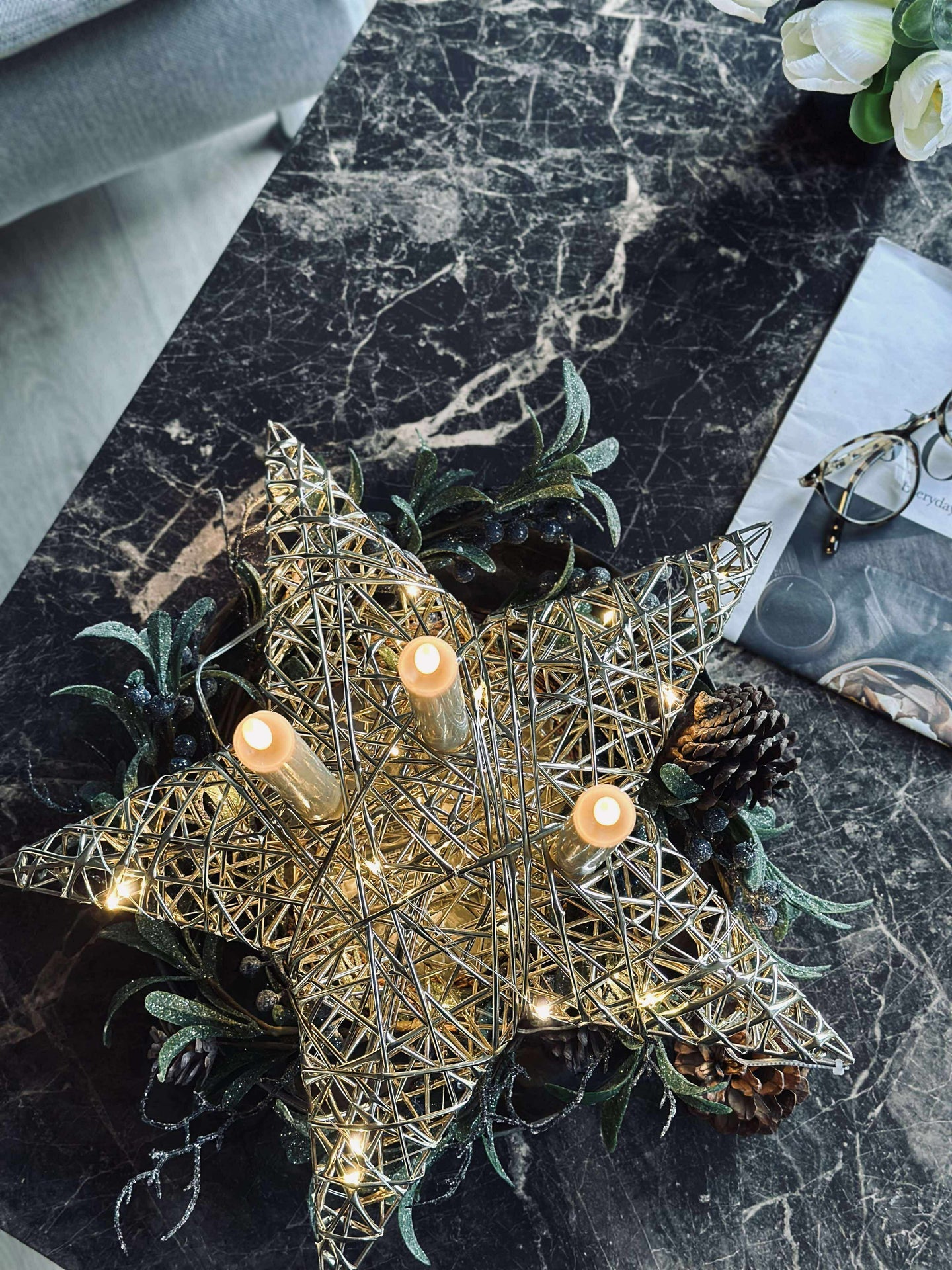 Stjärna med LED-ljus - Guld