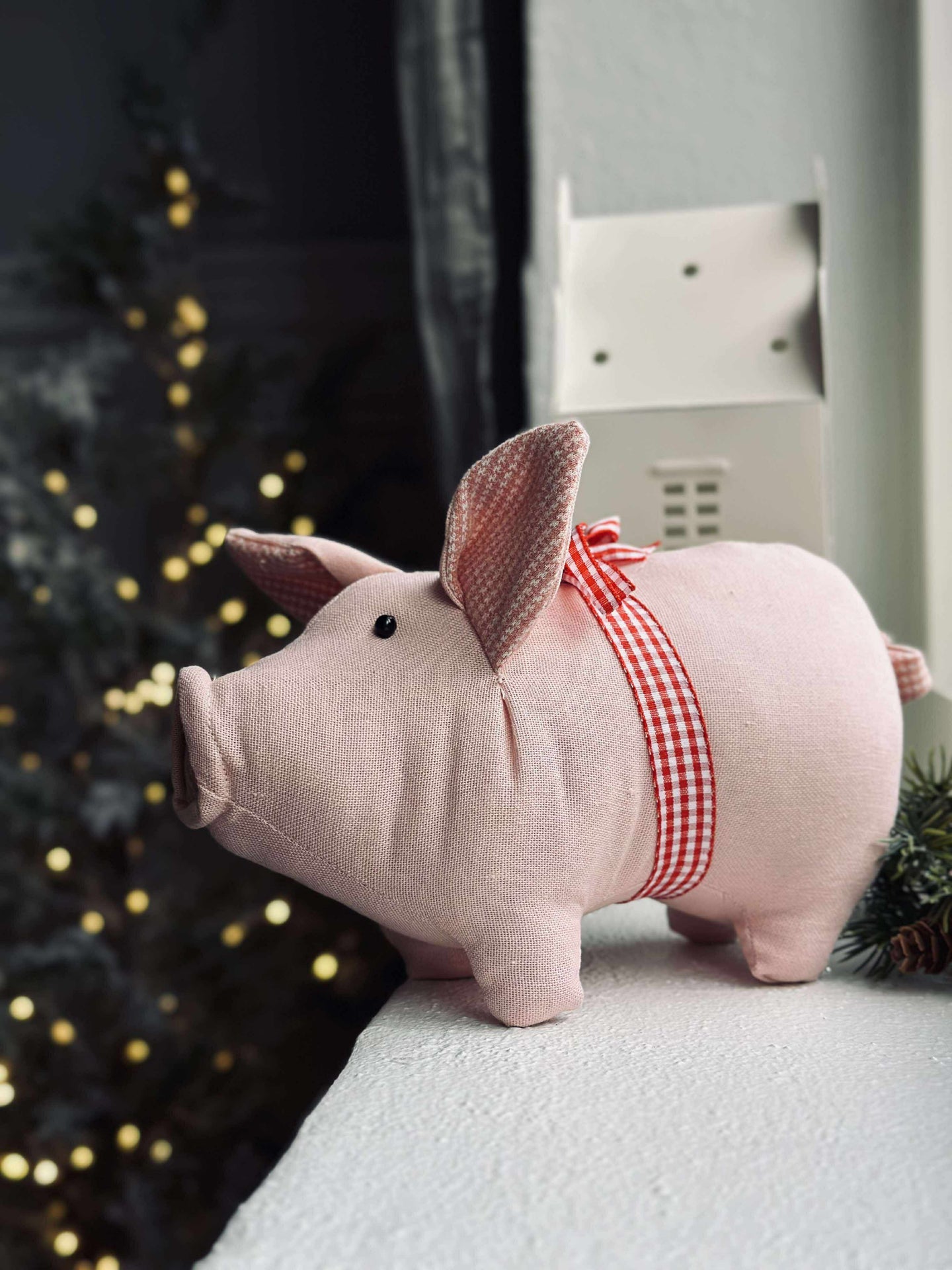 Julgris med rosett - Rosa