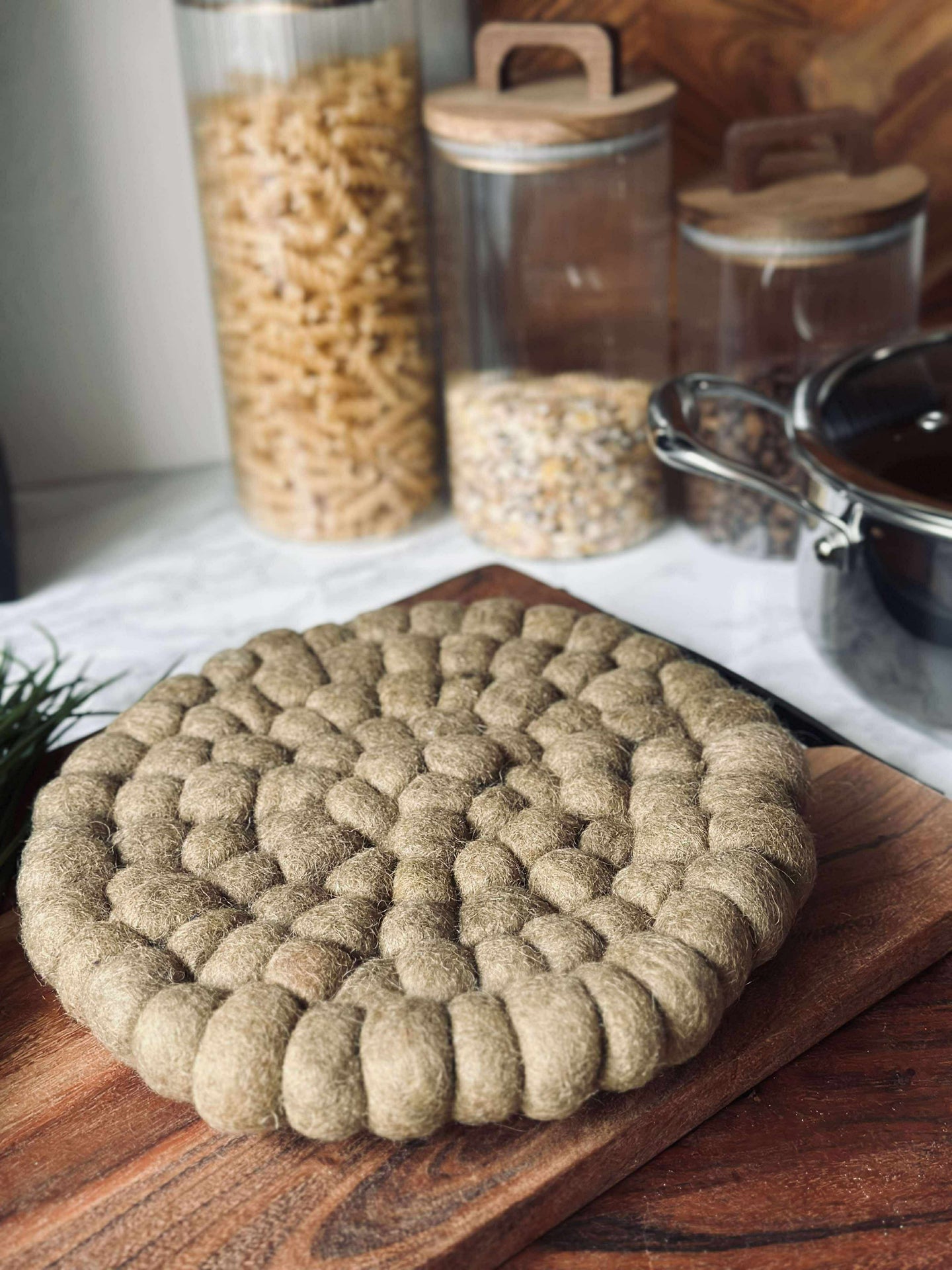 Underlägg DOTS - Taupe ull