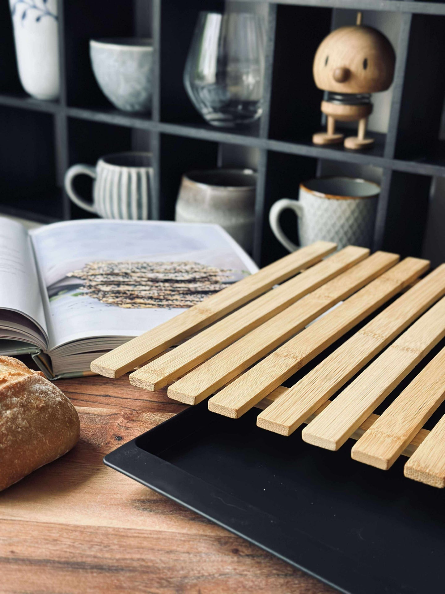 Skärbräda med smulbricka