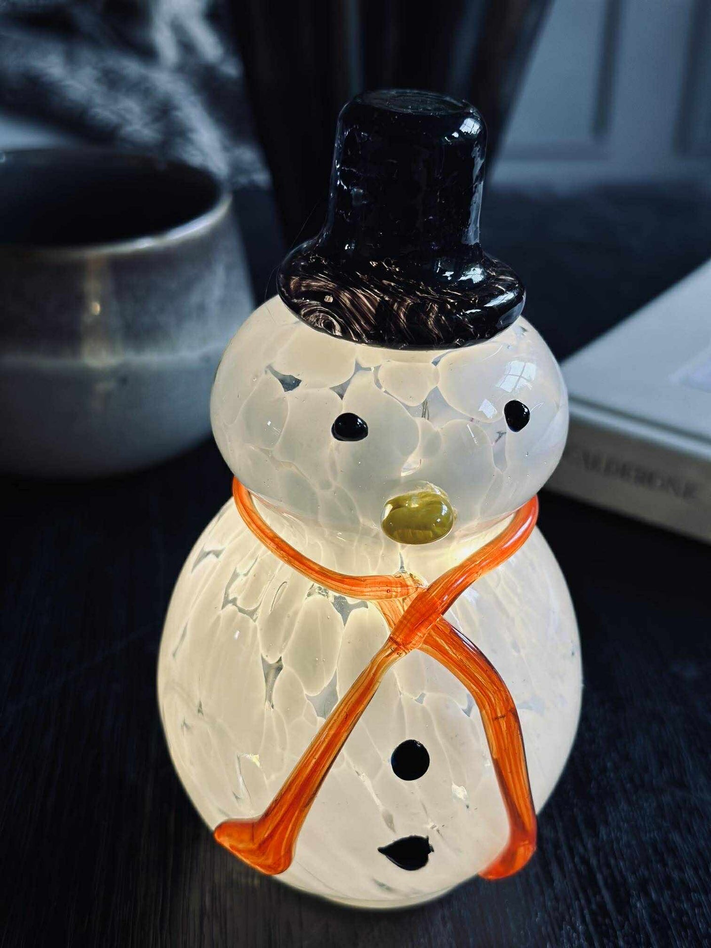 Snögubbe med LED-ljus