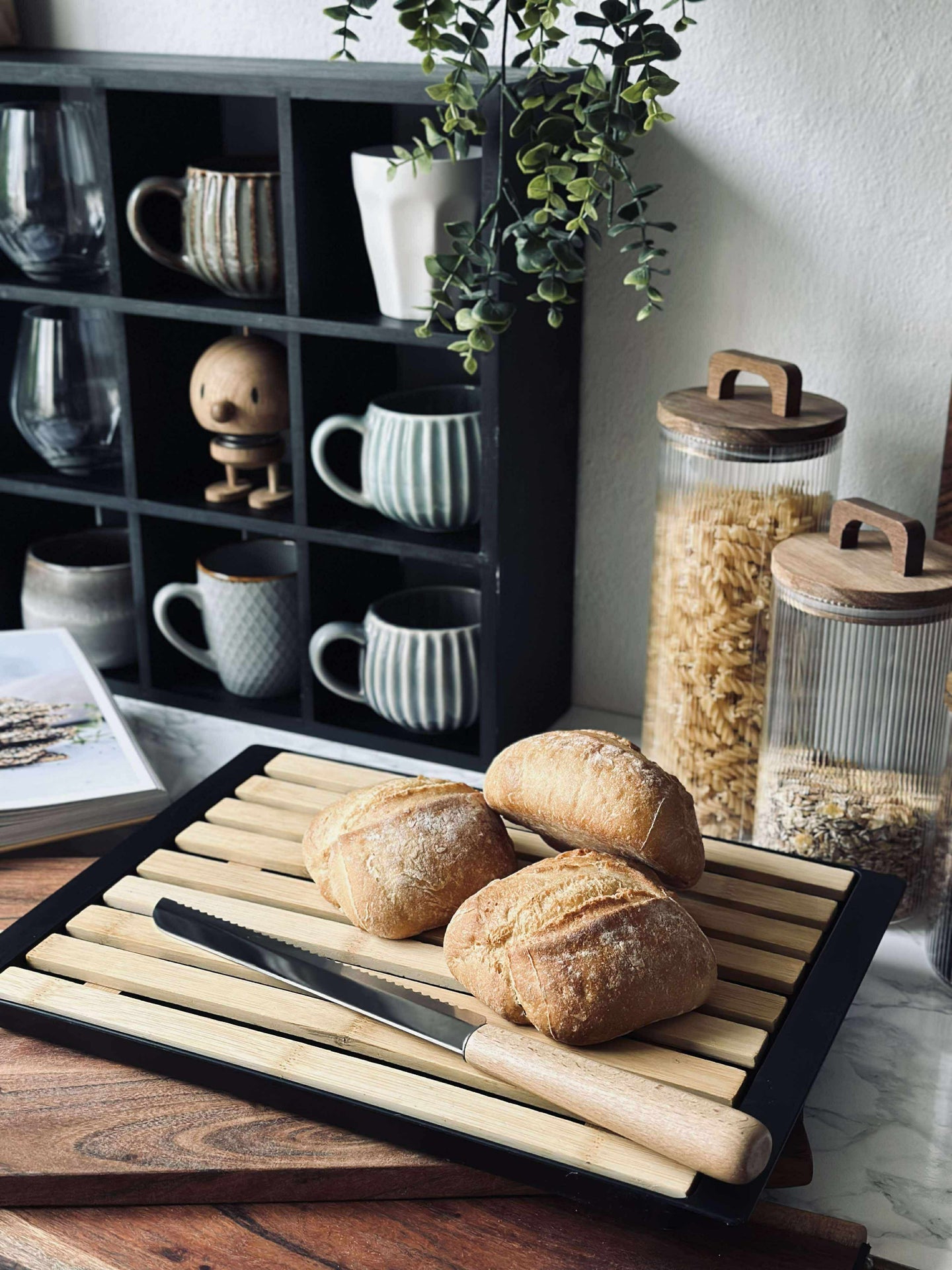 Skärbräda med smulbricka