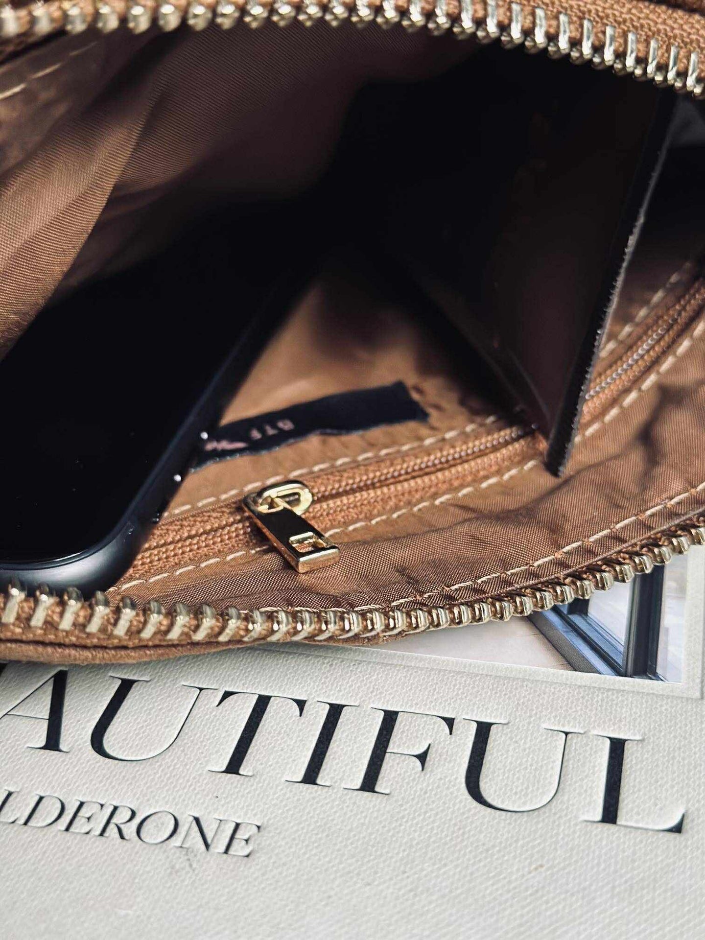 Crossbody-clutch ALICE - Mocka caramel
