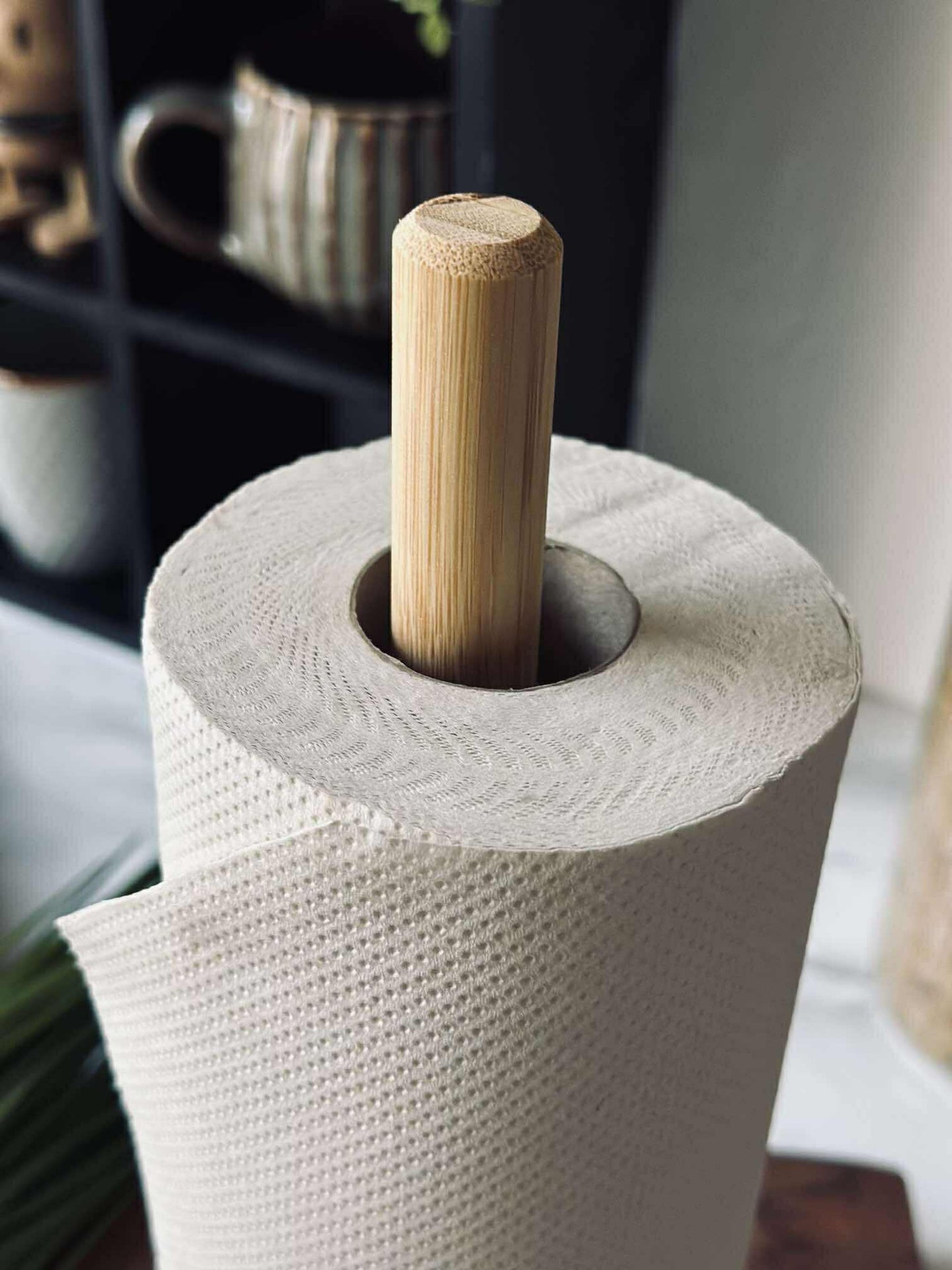 Köksrullehållare i bambu