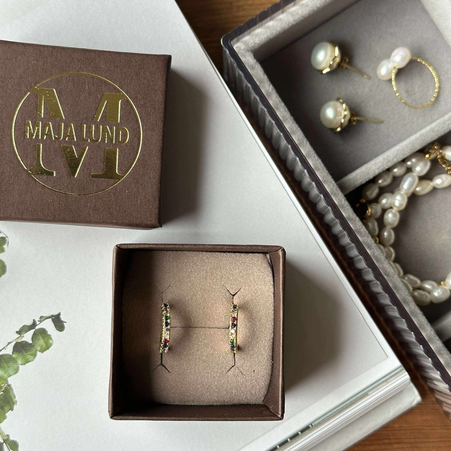 Örhängen IZA - flerfärgad - förgylld