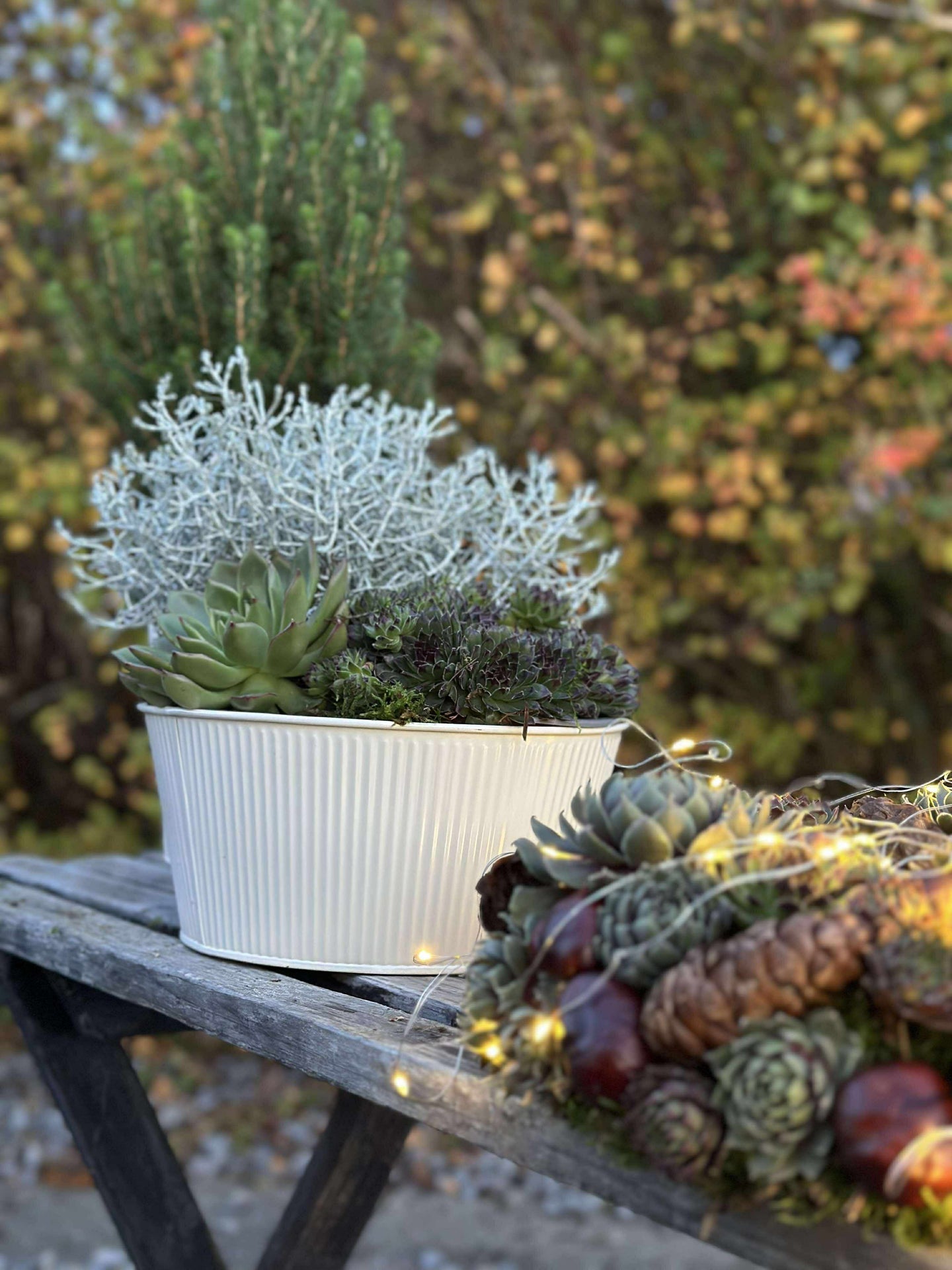 Rund kruka med räfflor